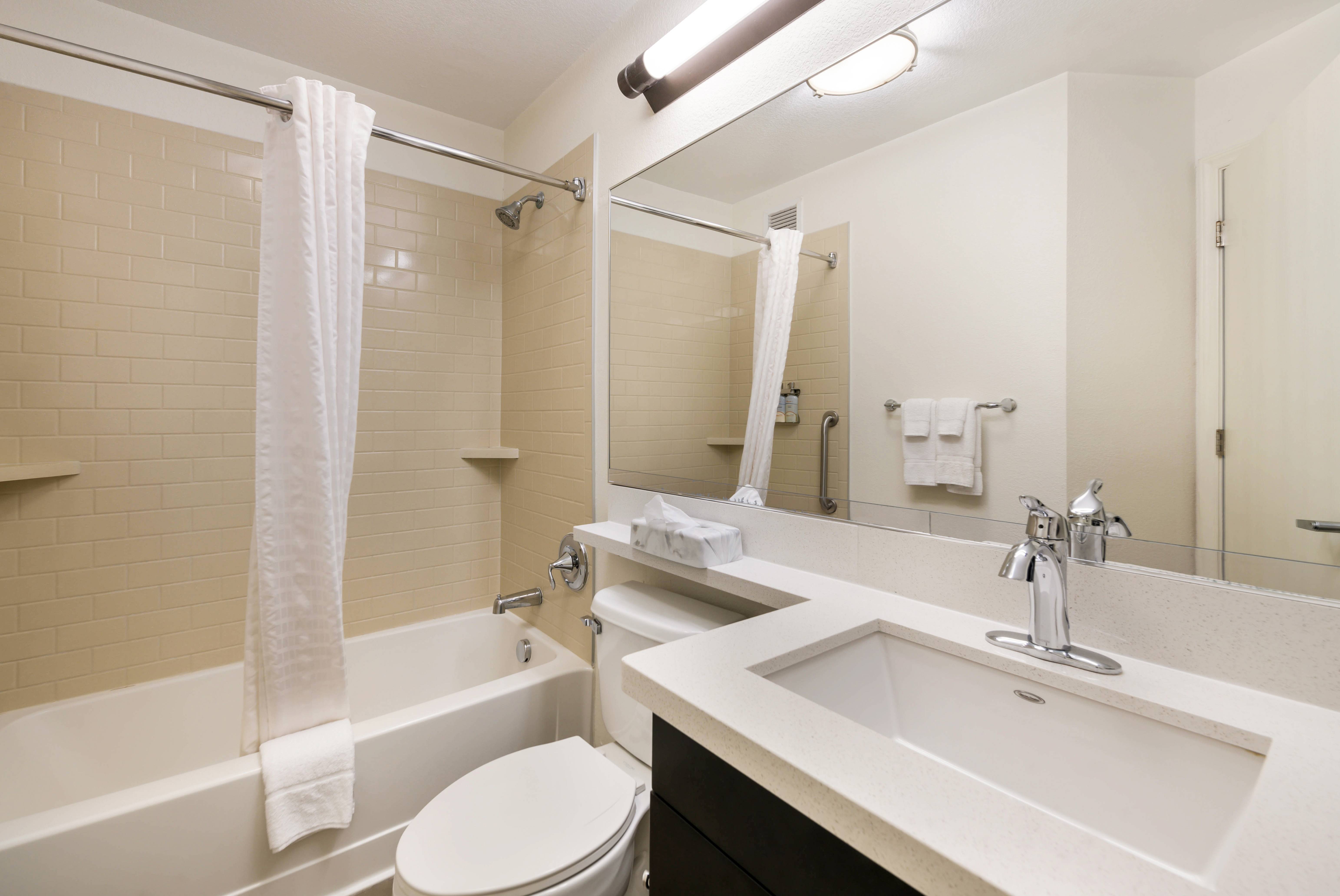 Sonesta Simply Suites Hampton