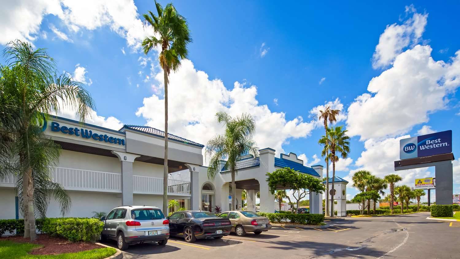 Best Western Orlando East Inn & Suites