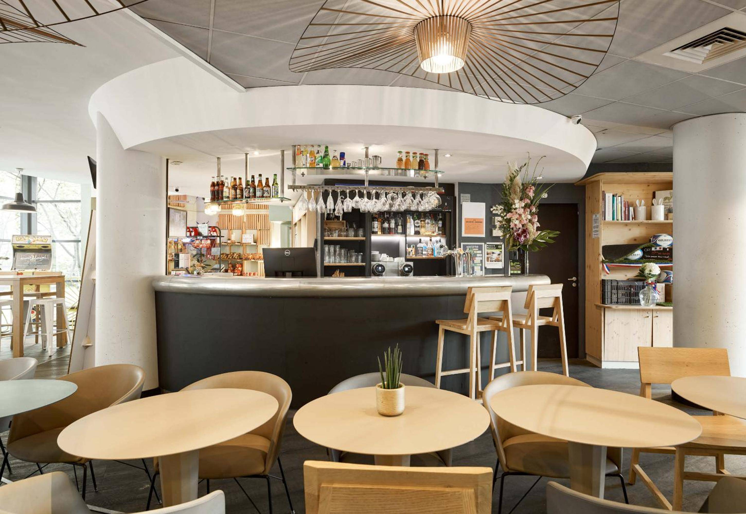 B&B Hôtel Rueil-Malmaison