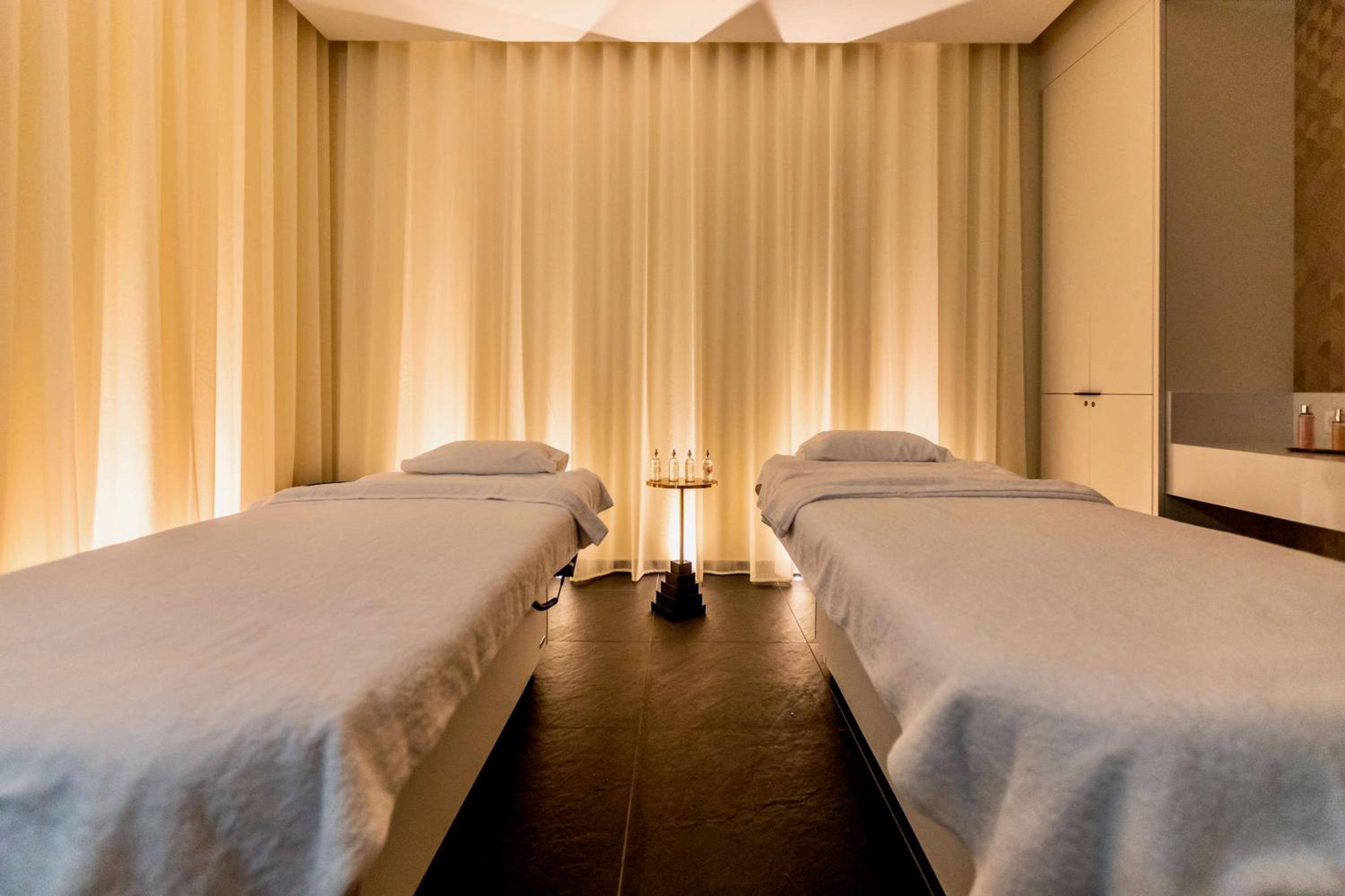 Best Western Plus Crystal, Hôtel, Bar & Spa