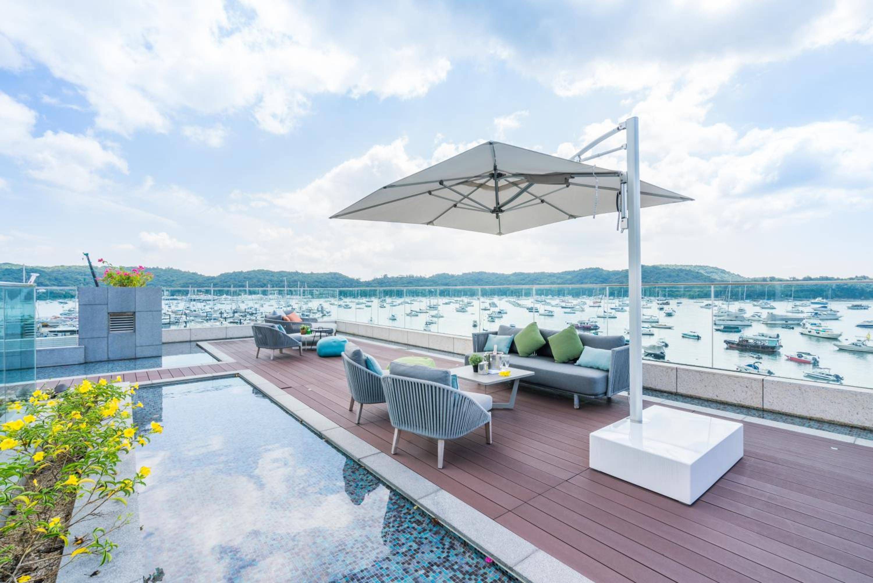 The Pier Hotel