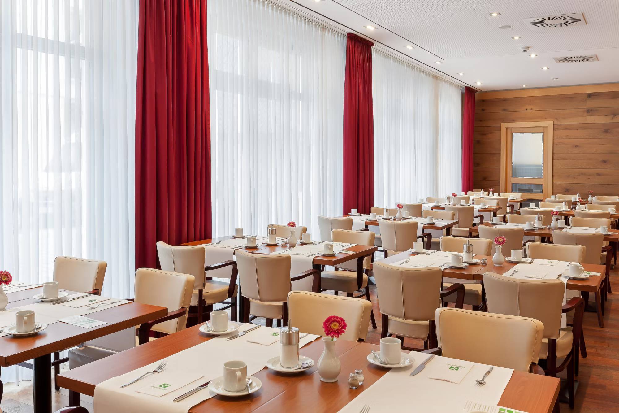 Holiday Inn Nürnberg City Centre, an IHG Hotel