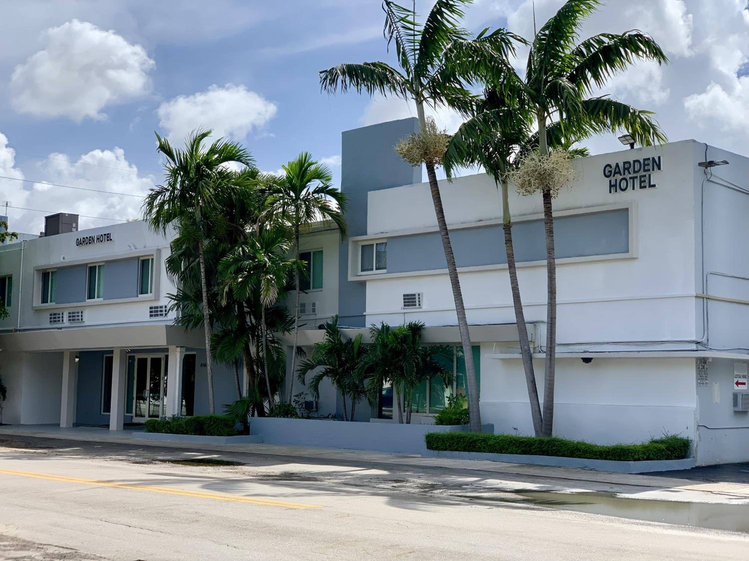 Garden Hotel Miami Airport, Trademark Collection by Wyndham