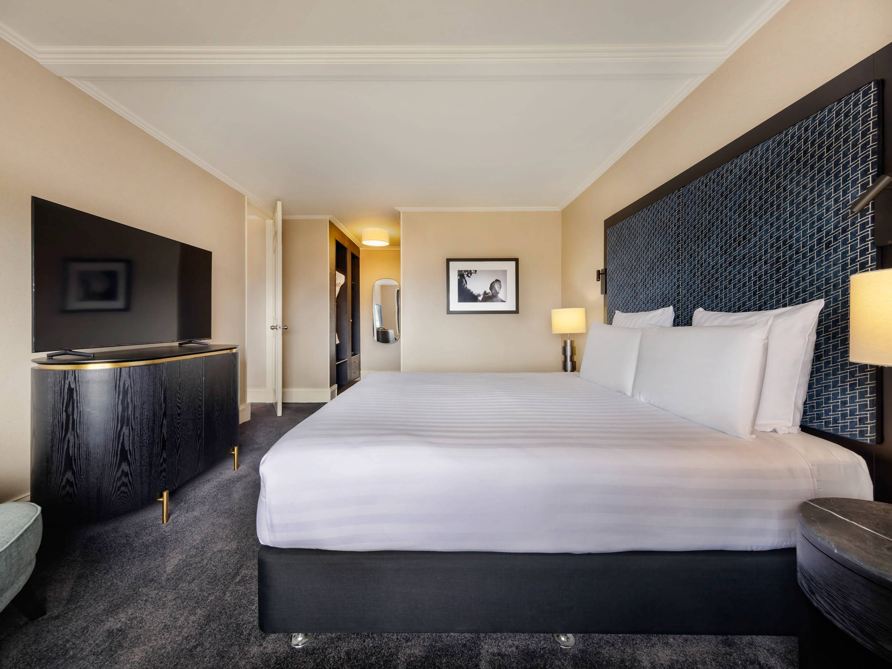 Pullman Auckland Hotel & Apartments