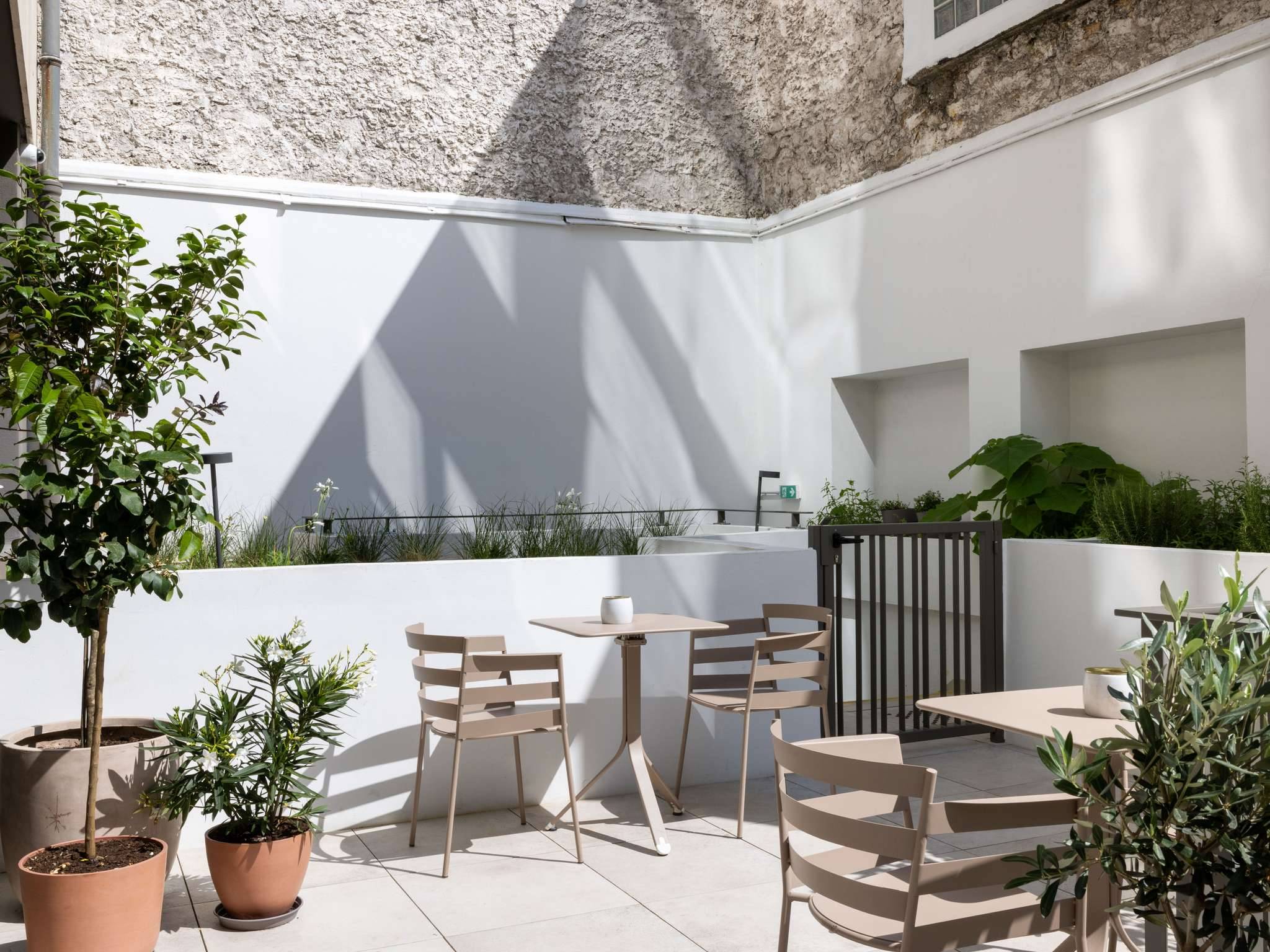 Hotel Maison Hamelin Paris - Handwritten Collection