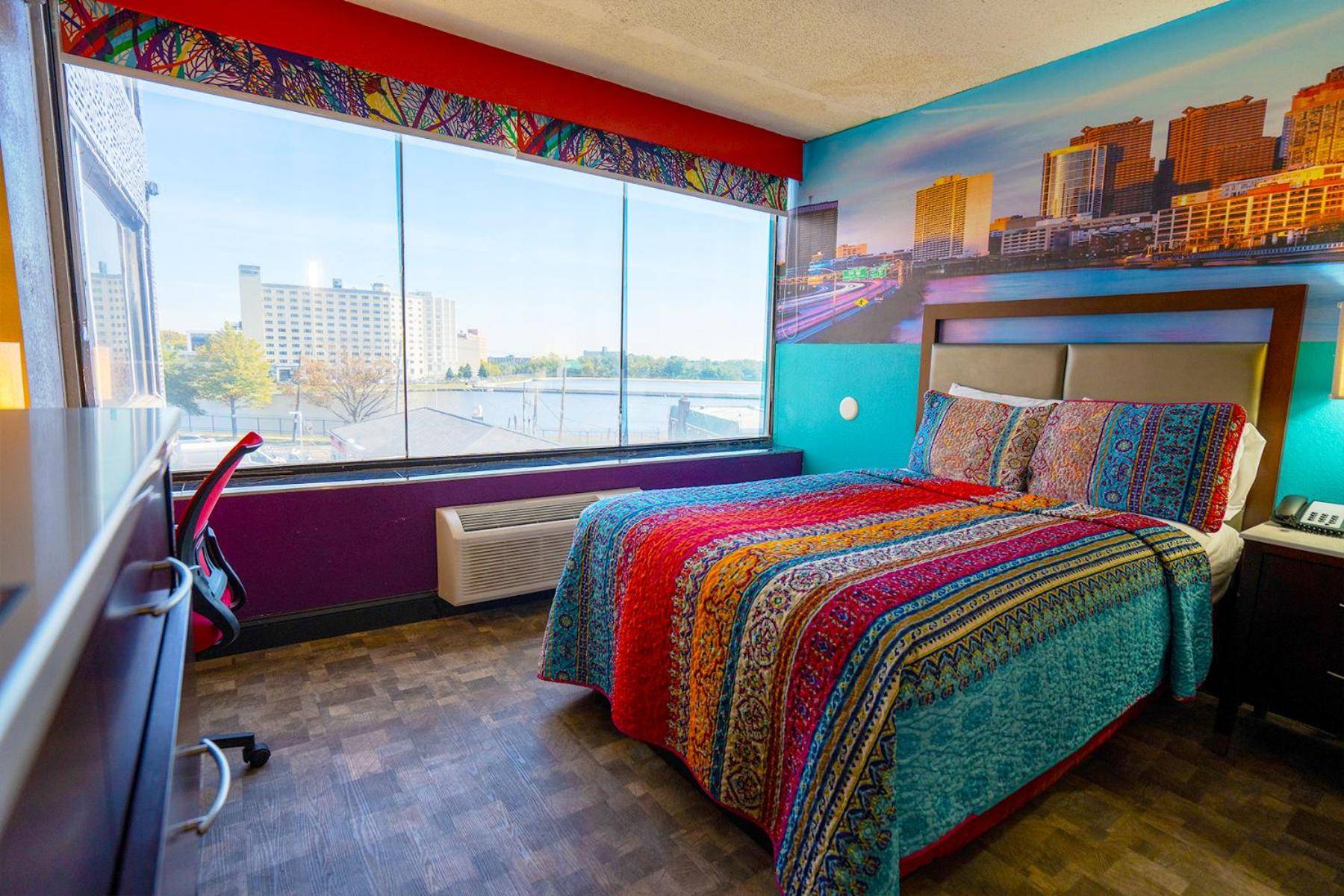 Philly Inn & Suites