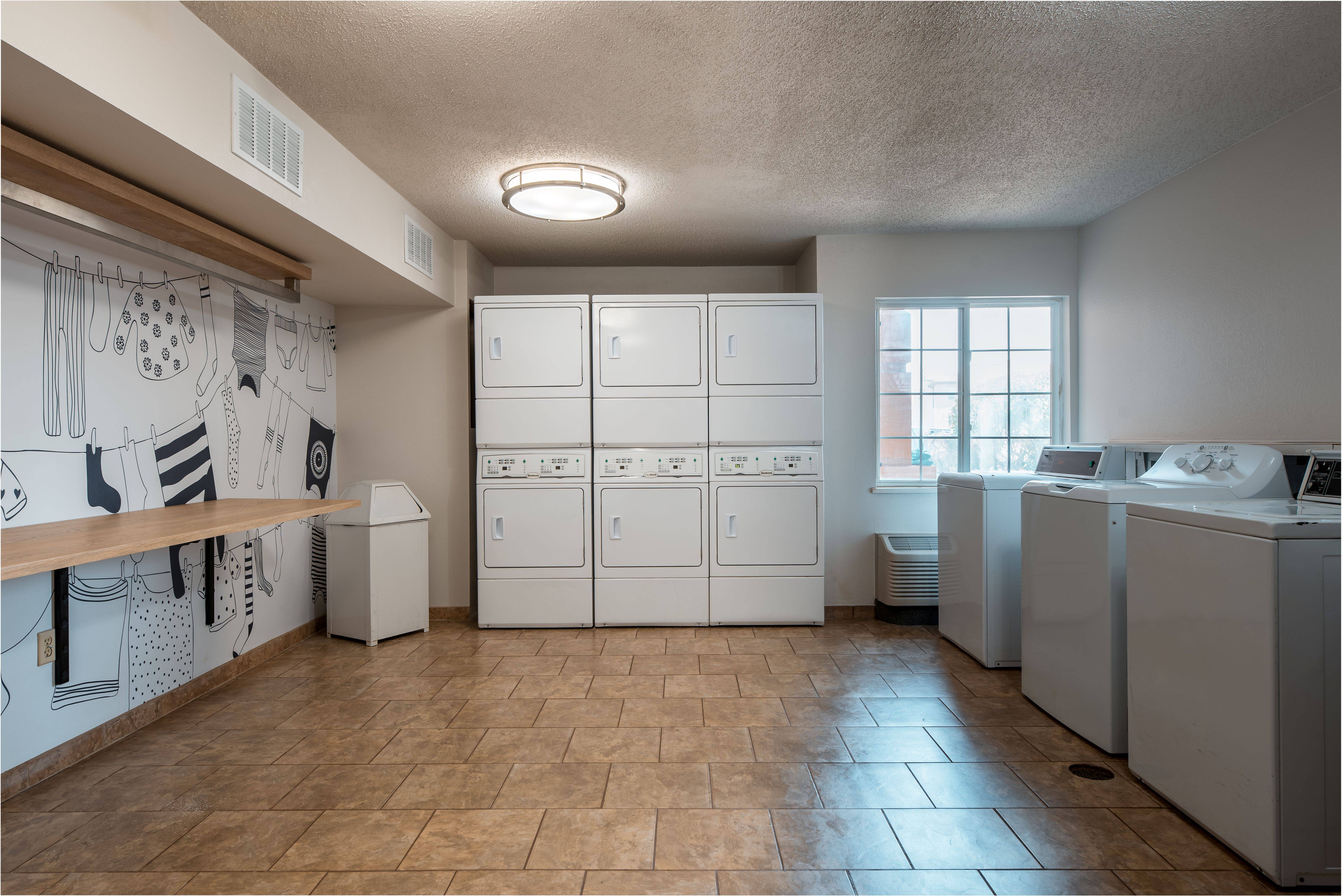 Sonesta Simply Suites Fort Worth