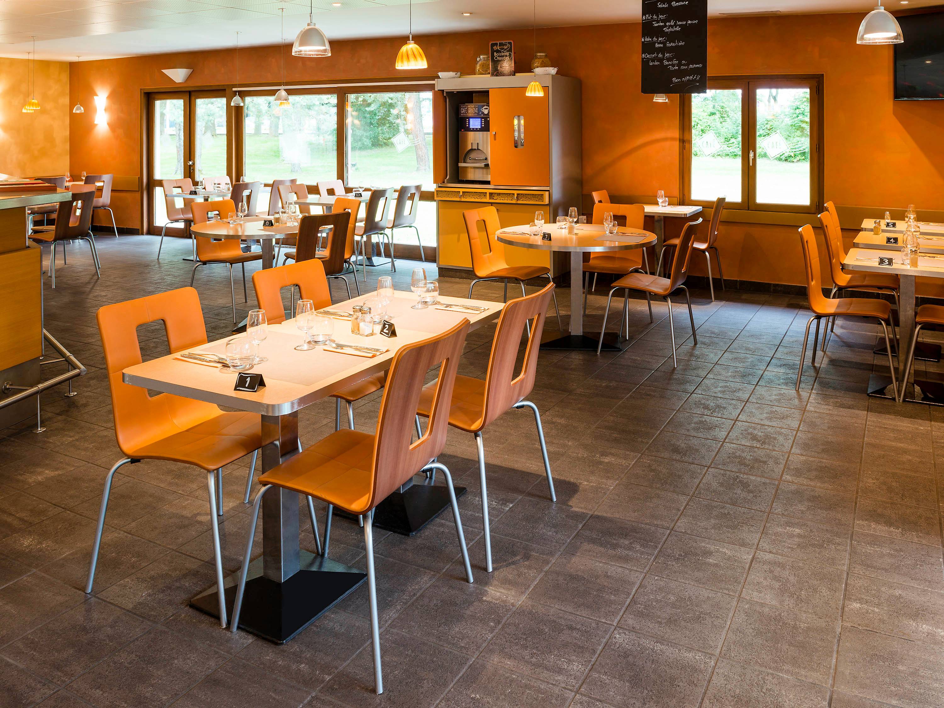 ibis Bourg-en-Bresse