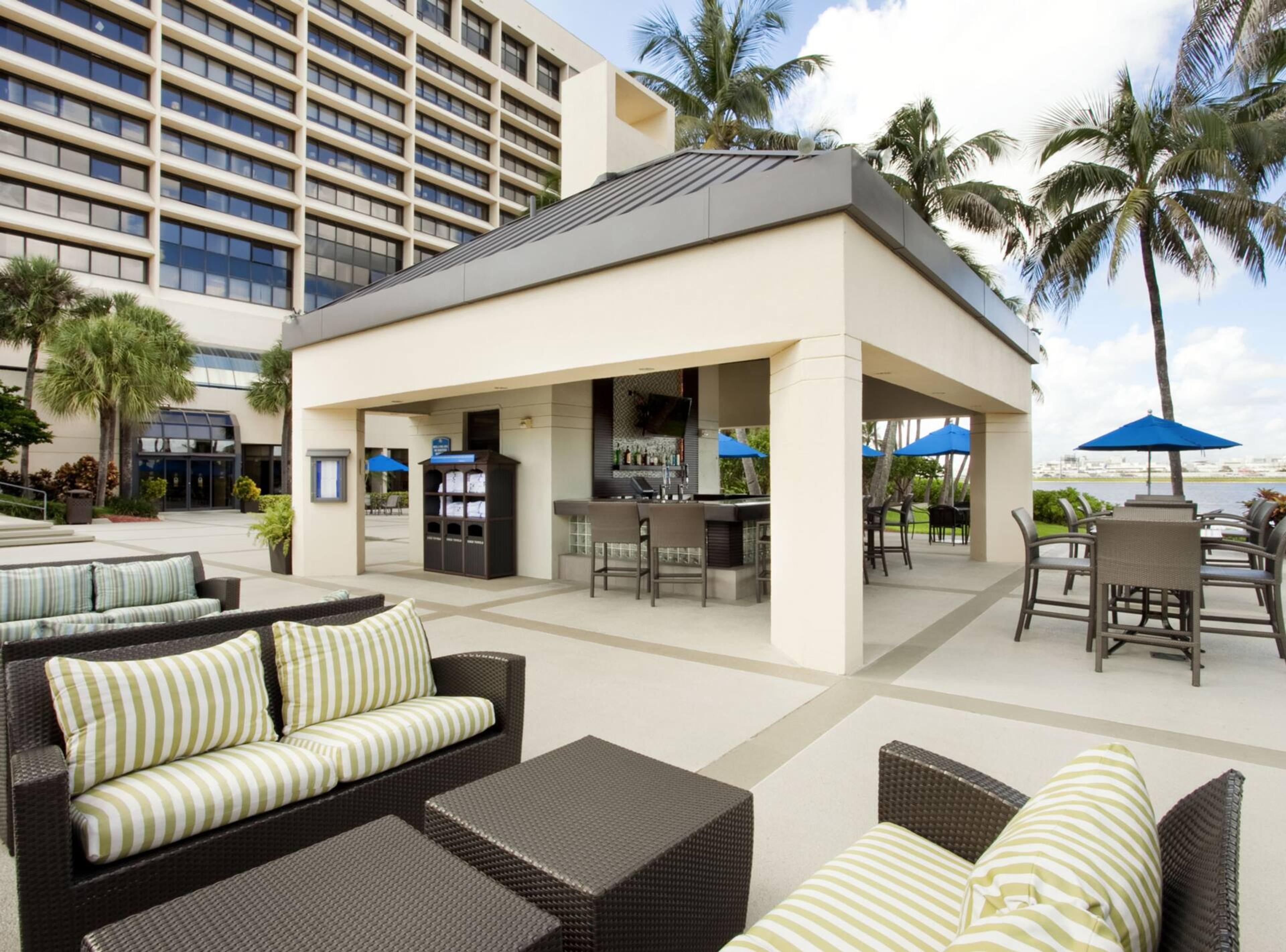 Hilton Miami Airport Blue Lagoon