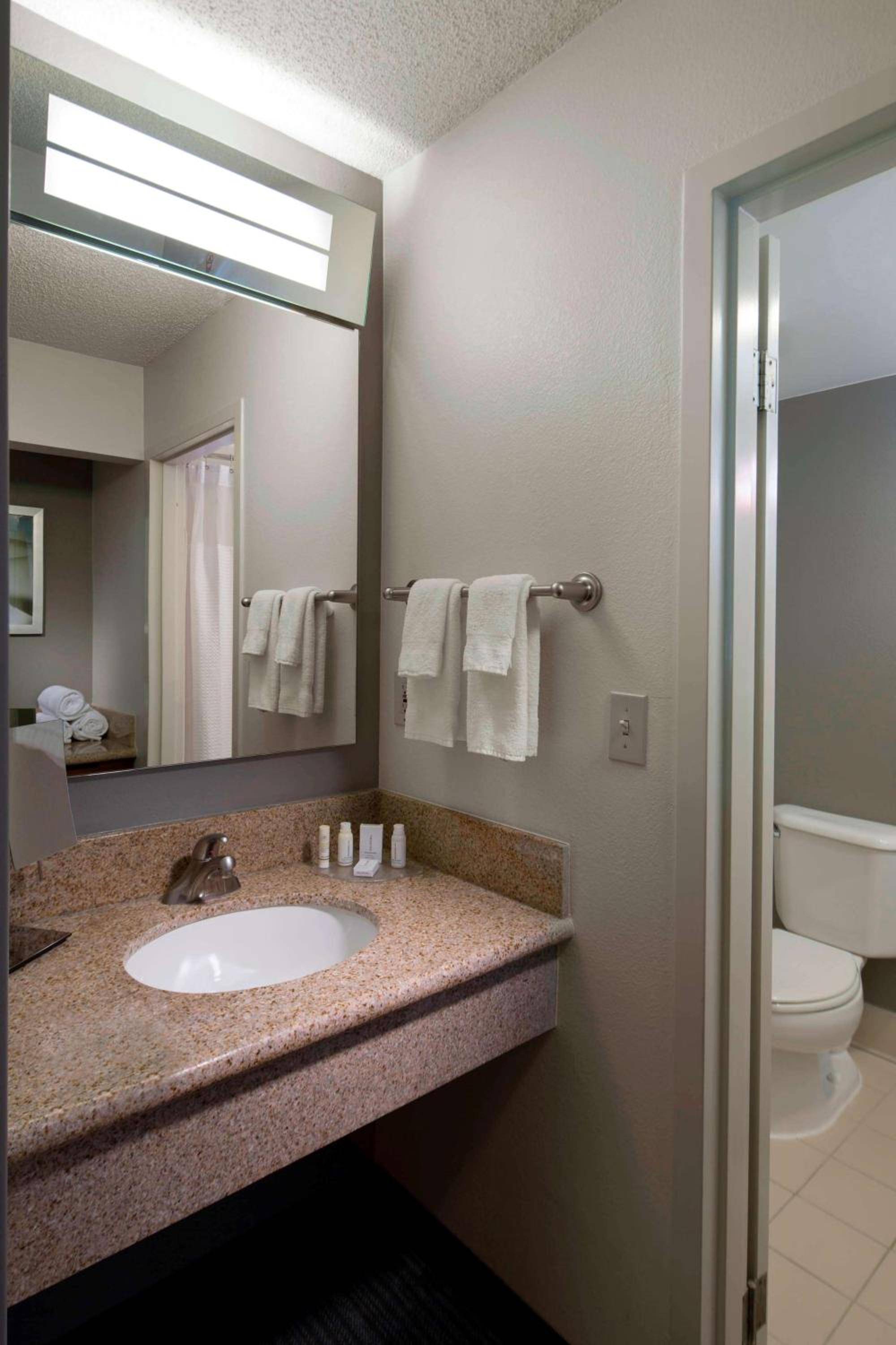 Sonesta Select Boca Raton Town Center