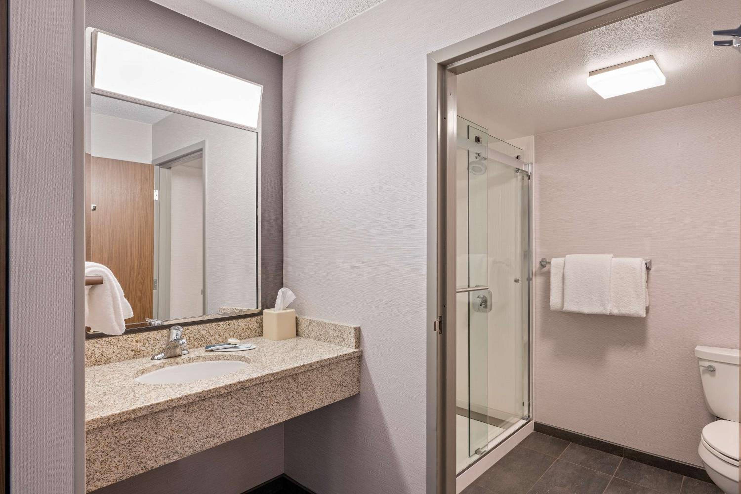 Sonesta Select Pleasant Hill