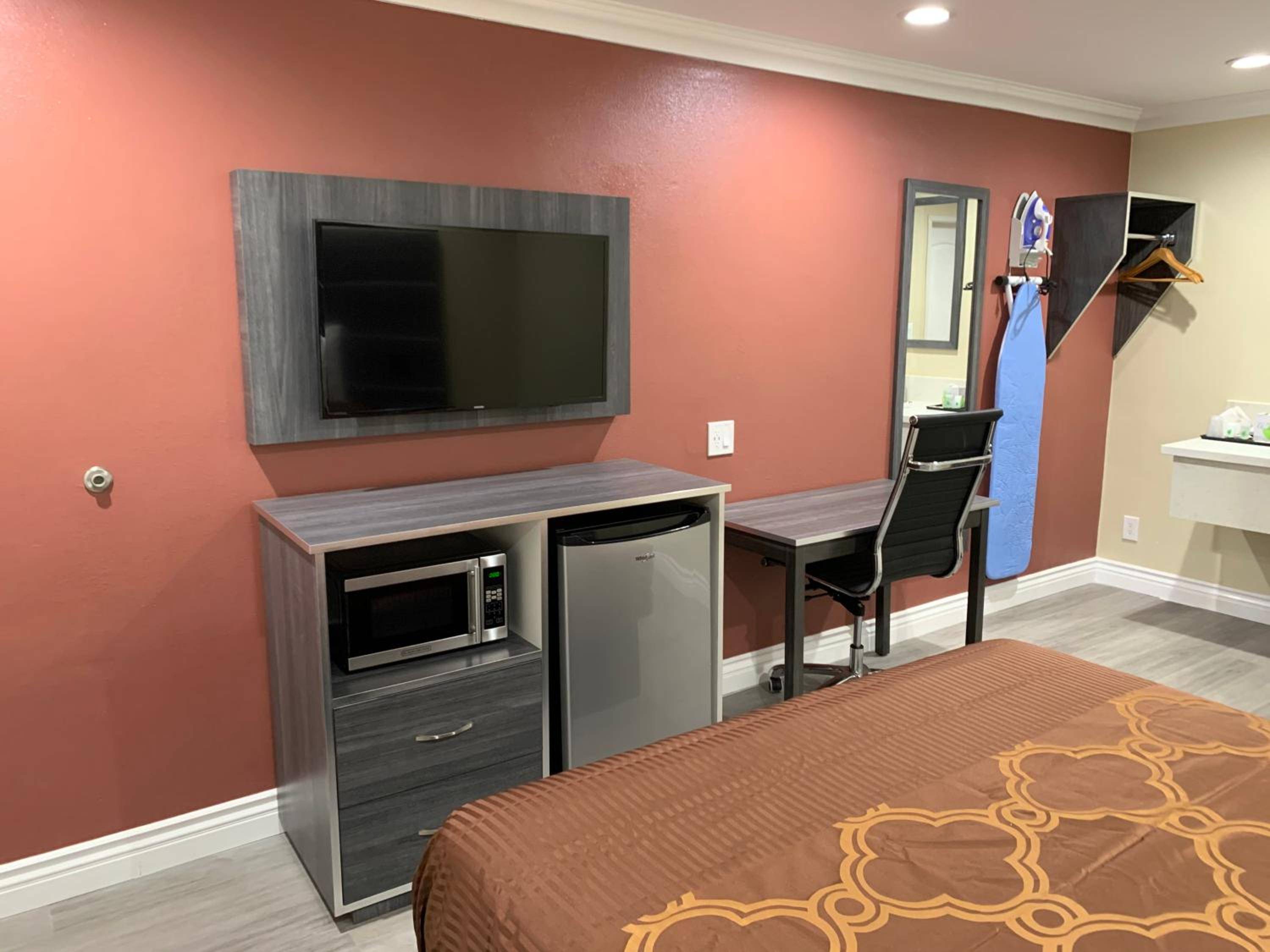 Pacific Inn Anaheim