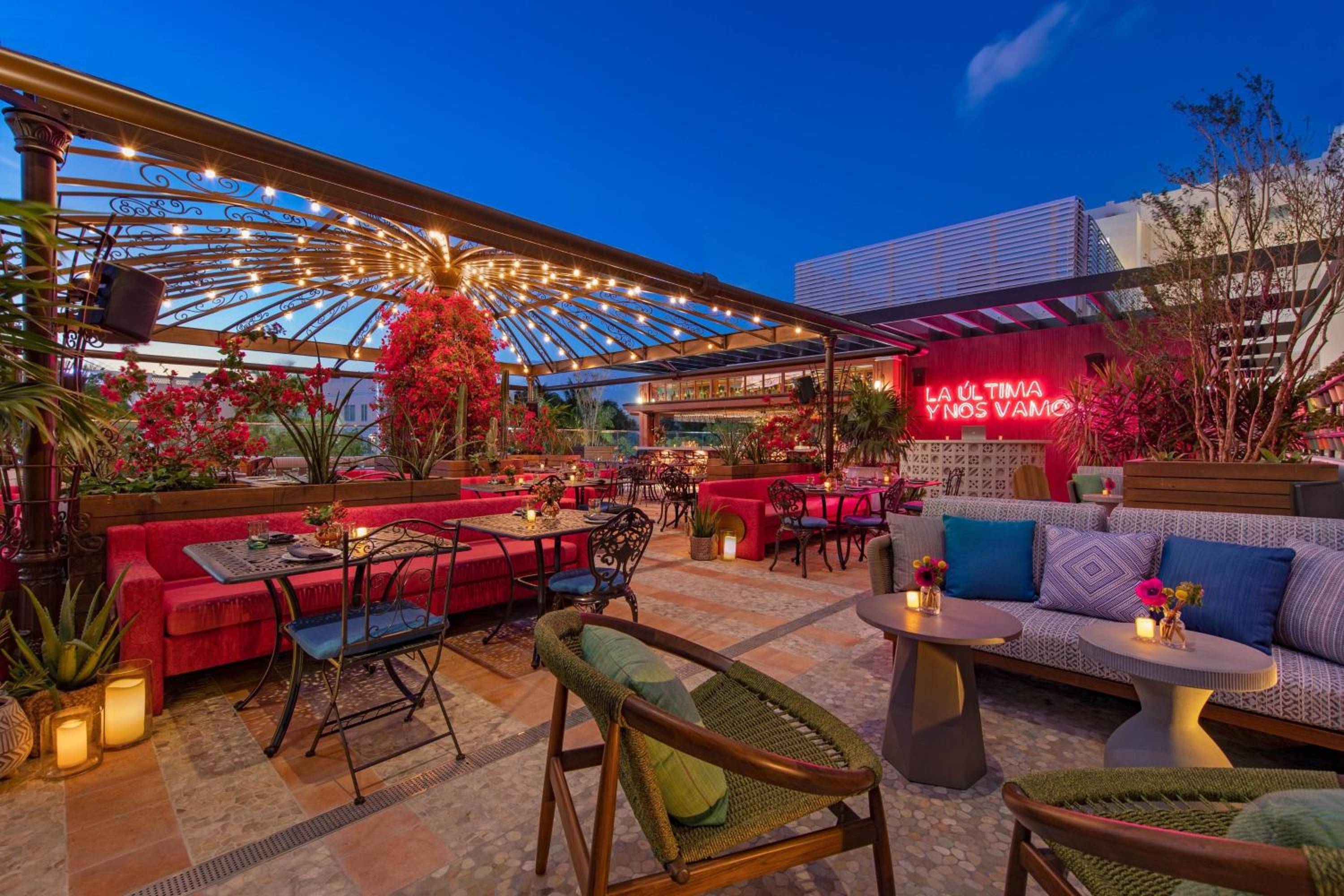 Moxy Miami South Beach