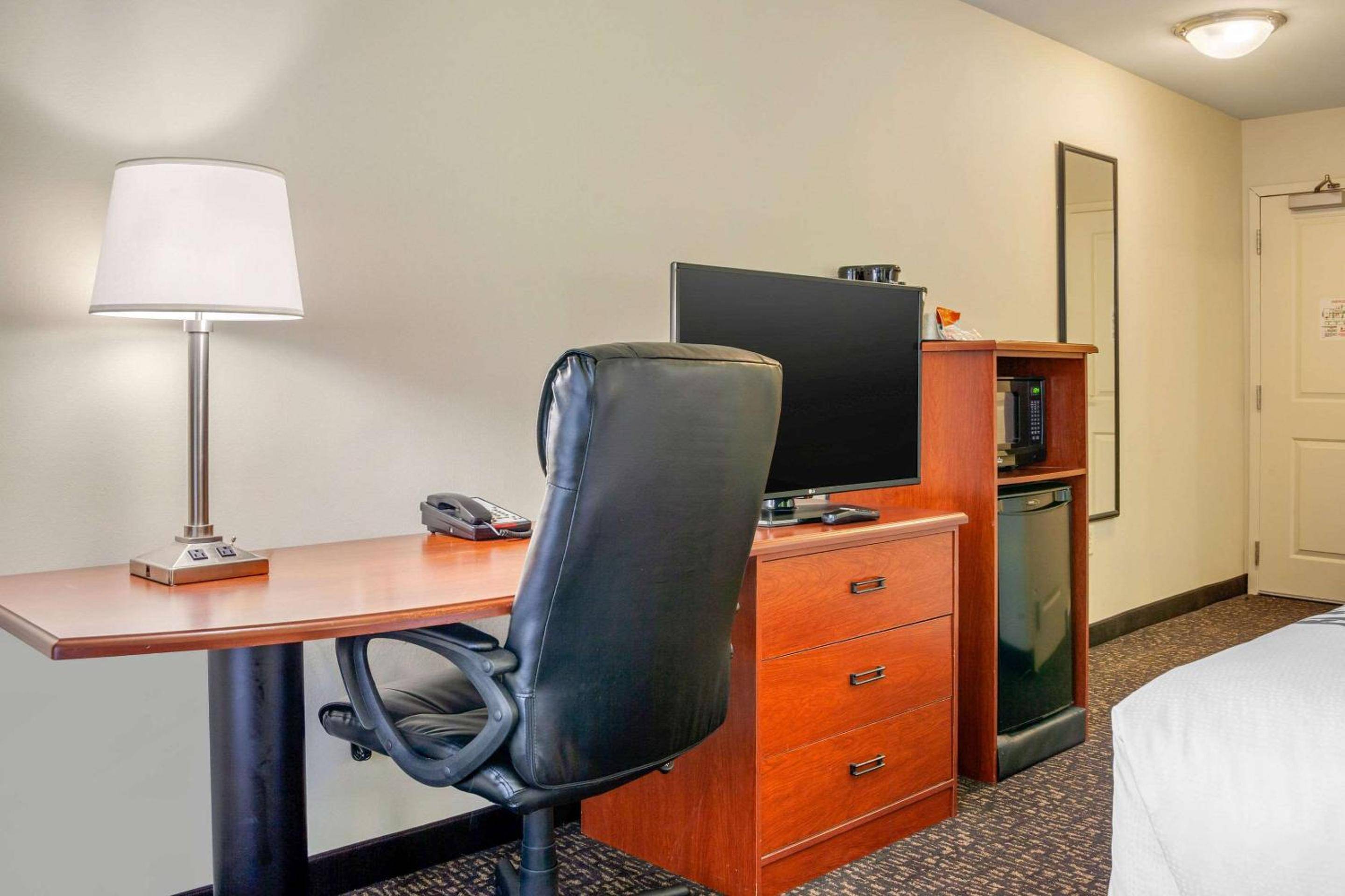 Sleep Inn & Suites Airport