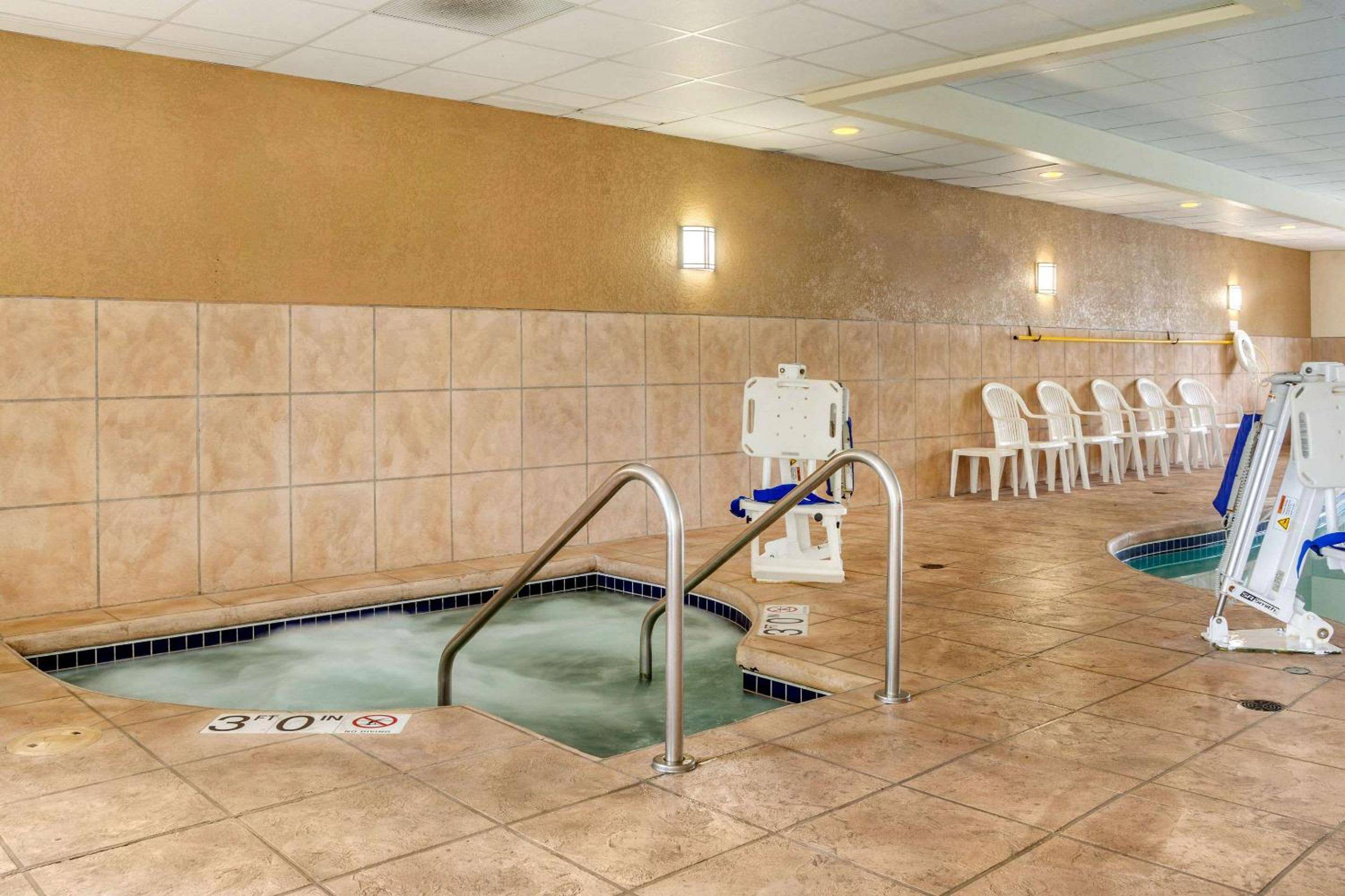 Sleep Inn & Suites Airport