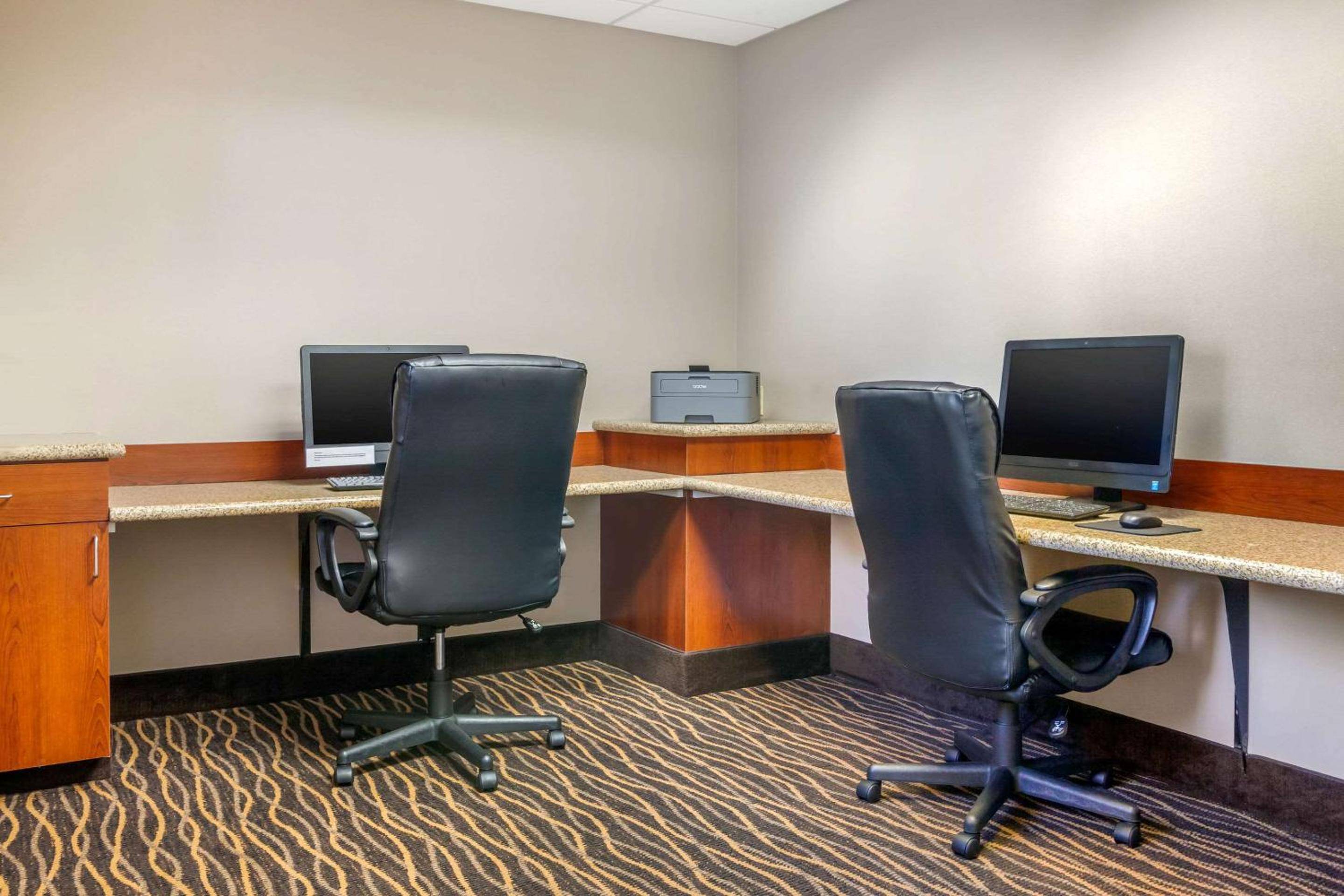 Sleep Inn & Suites Airport