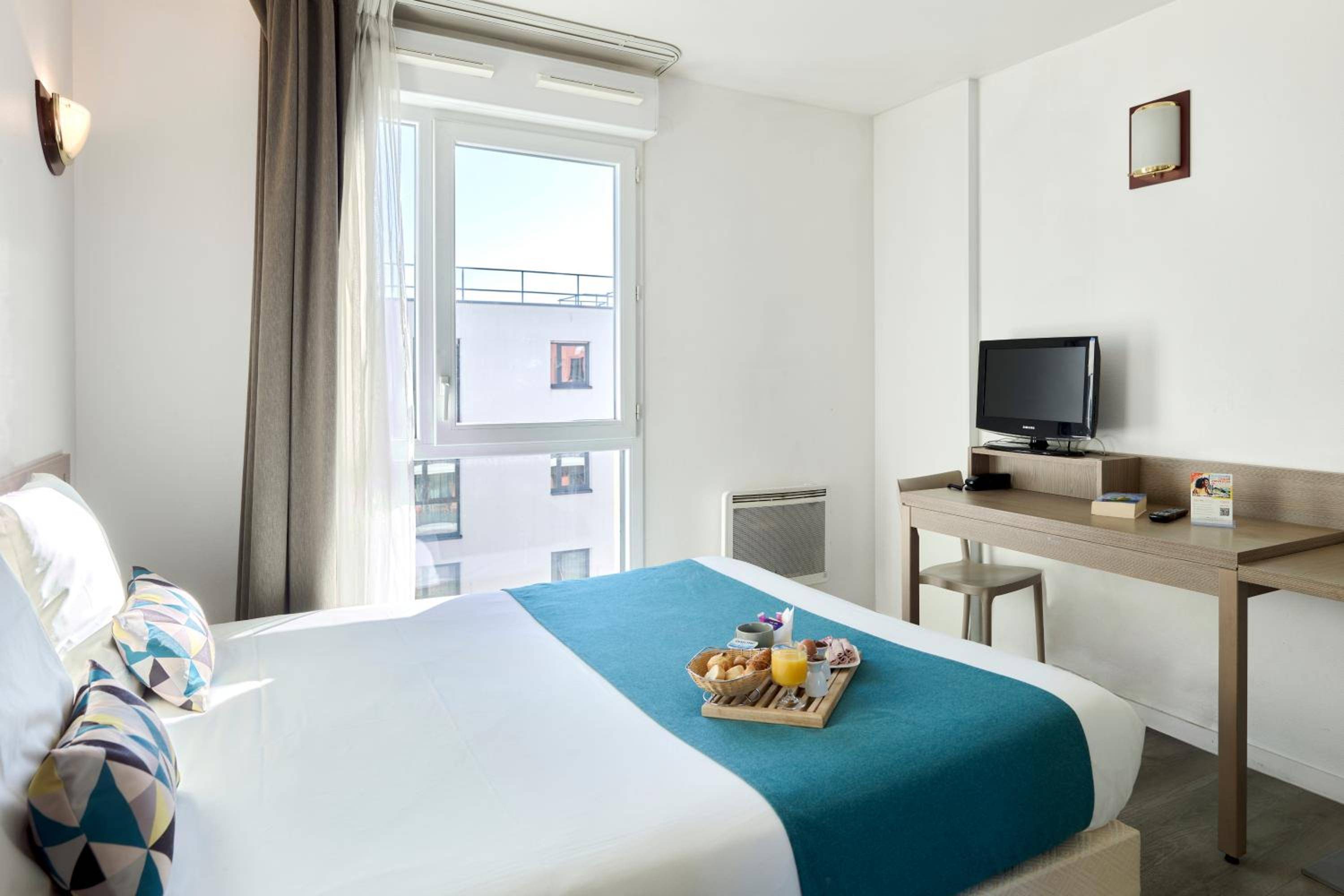 Comfort Aparthotel Versailles Saint-Cyr-l'Ecole