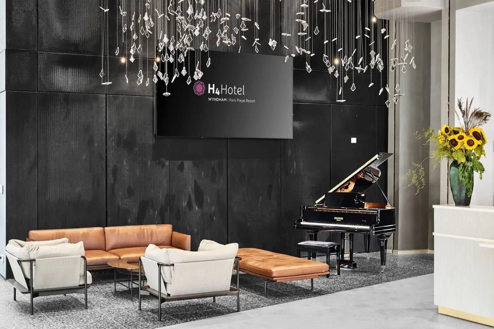 H4 Hotel Wyndham Paris Pleyel Resort