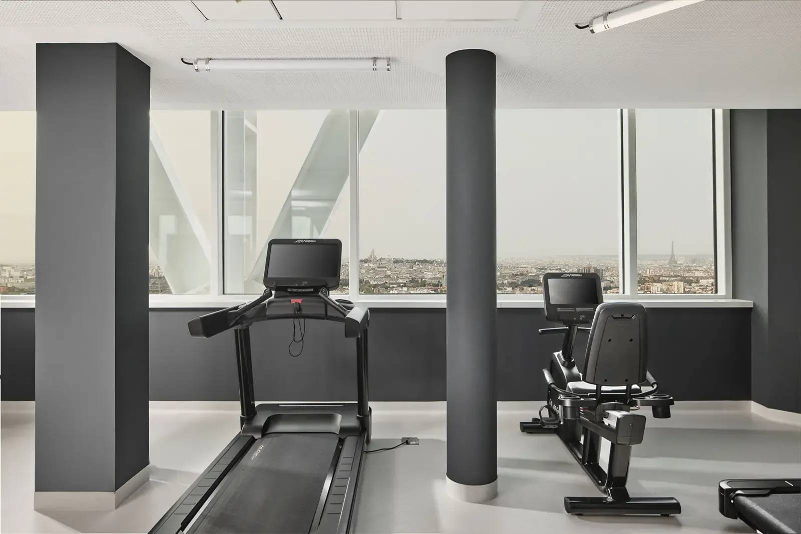 H4 Hotel Wyndham Paris Pleyel Resort