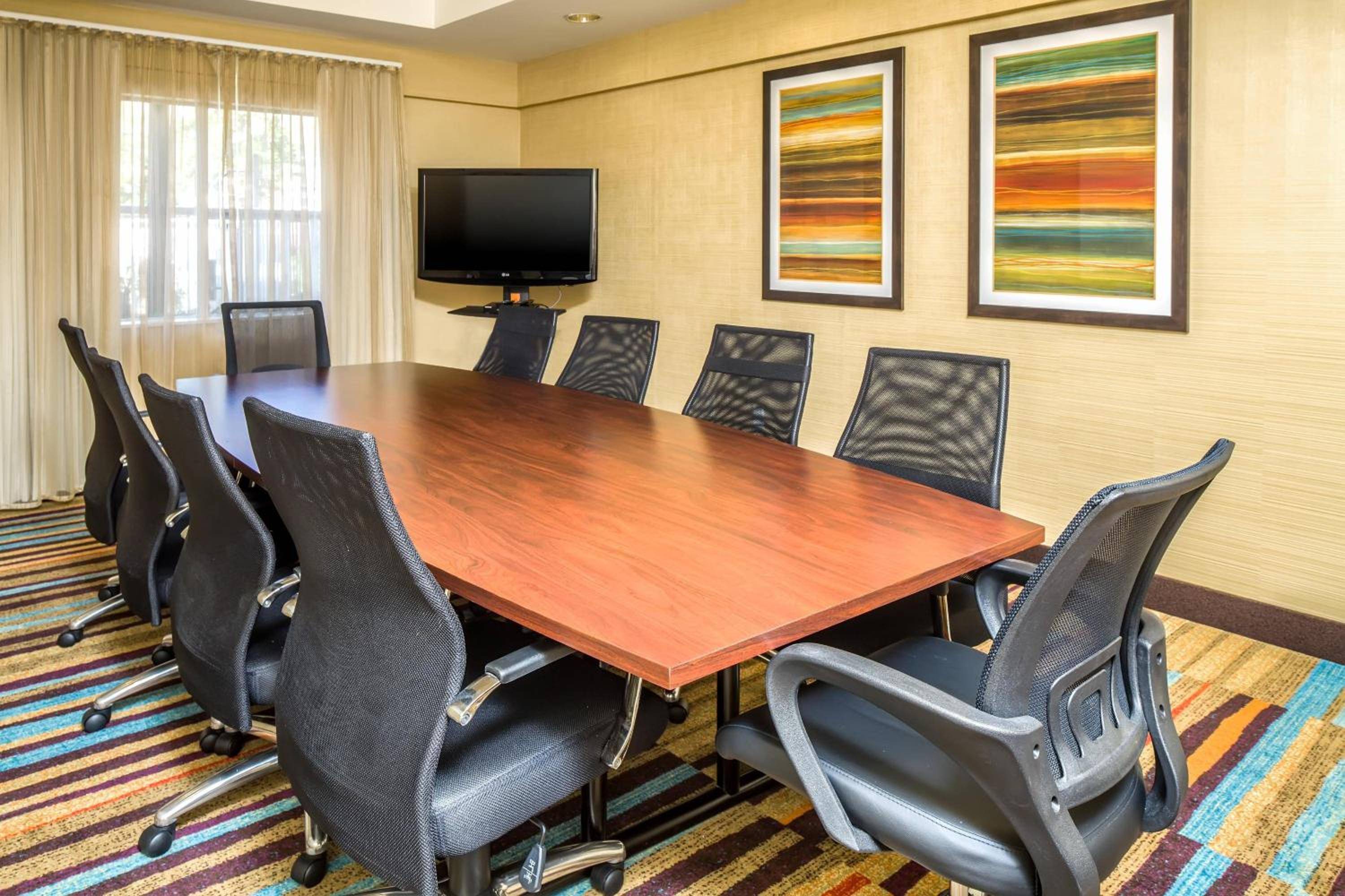 Fairfield Inn & Suites Jacksonville Airport