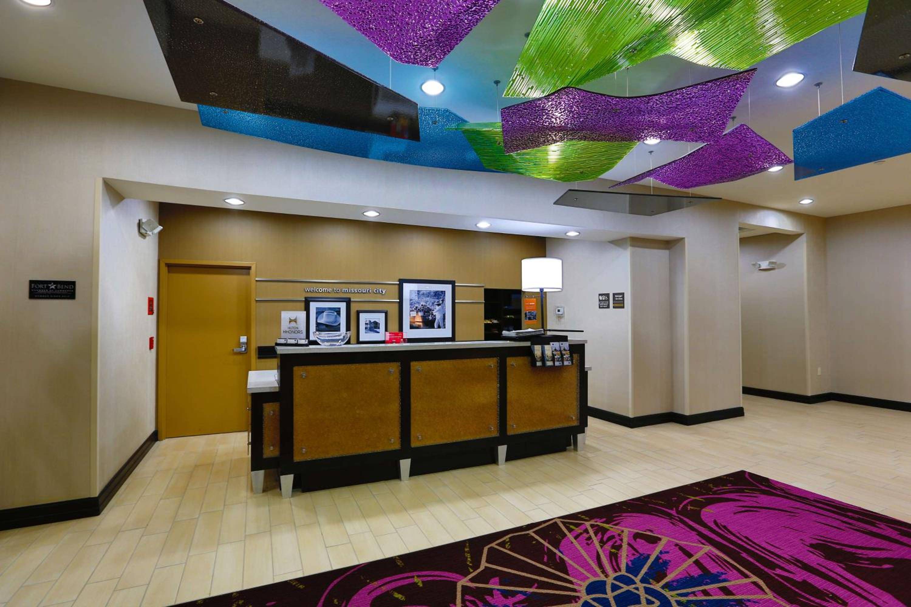 Hampton Inn and Suites Missouri City