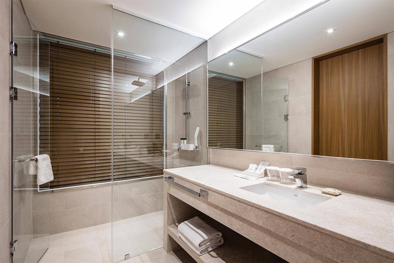 Ramada by Wyndham Seoul Sindorim 라마다 바이 원덤 서울 신도림