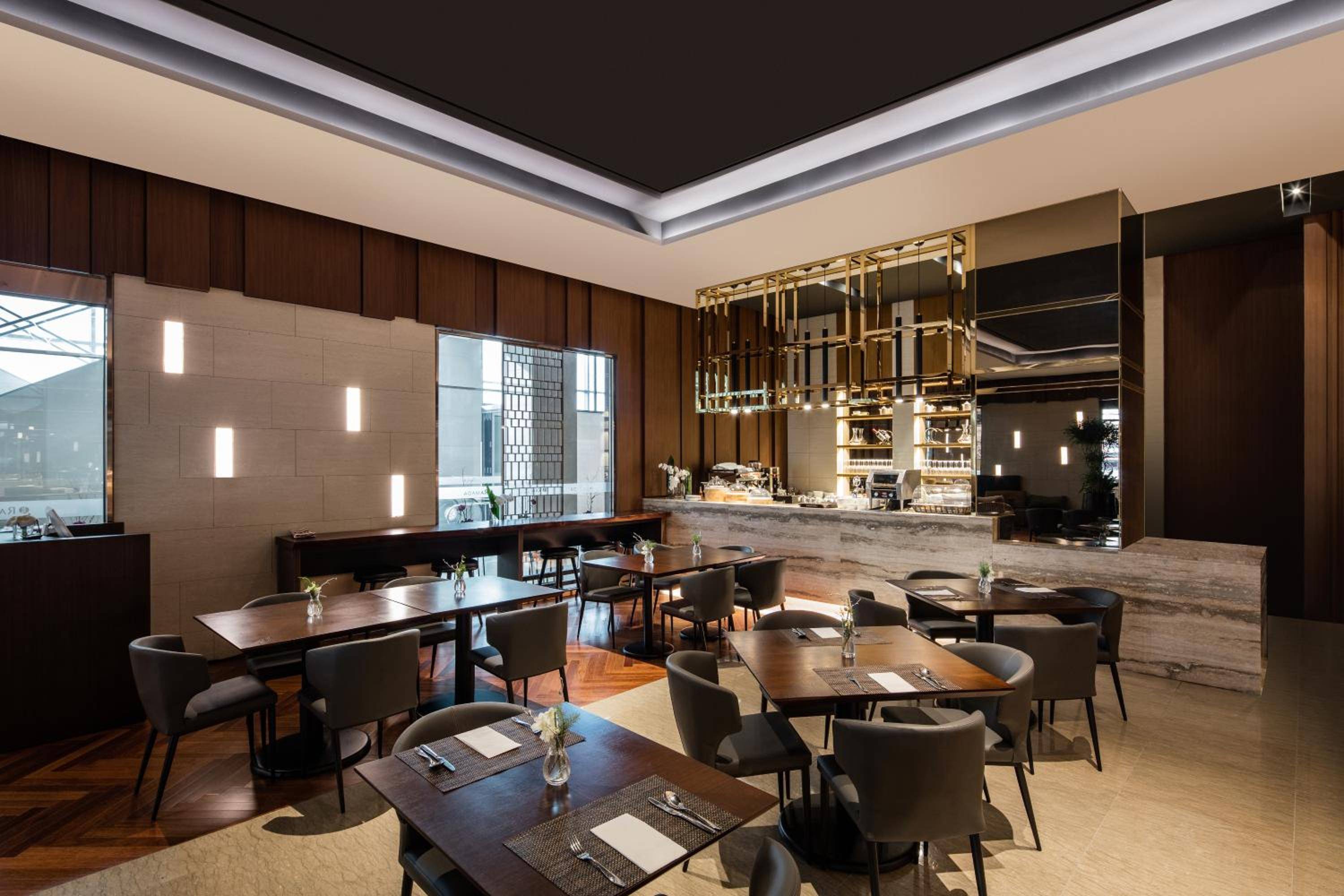 Ramada by Wyndham Seoul Sindorim 라마다 바이 원덤 서울 신도림