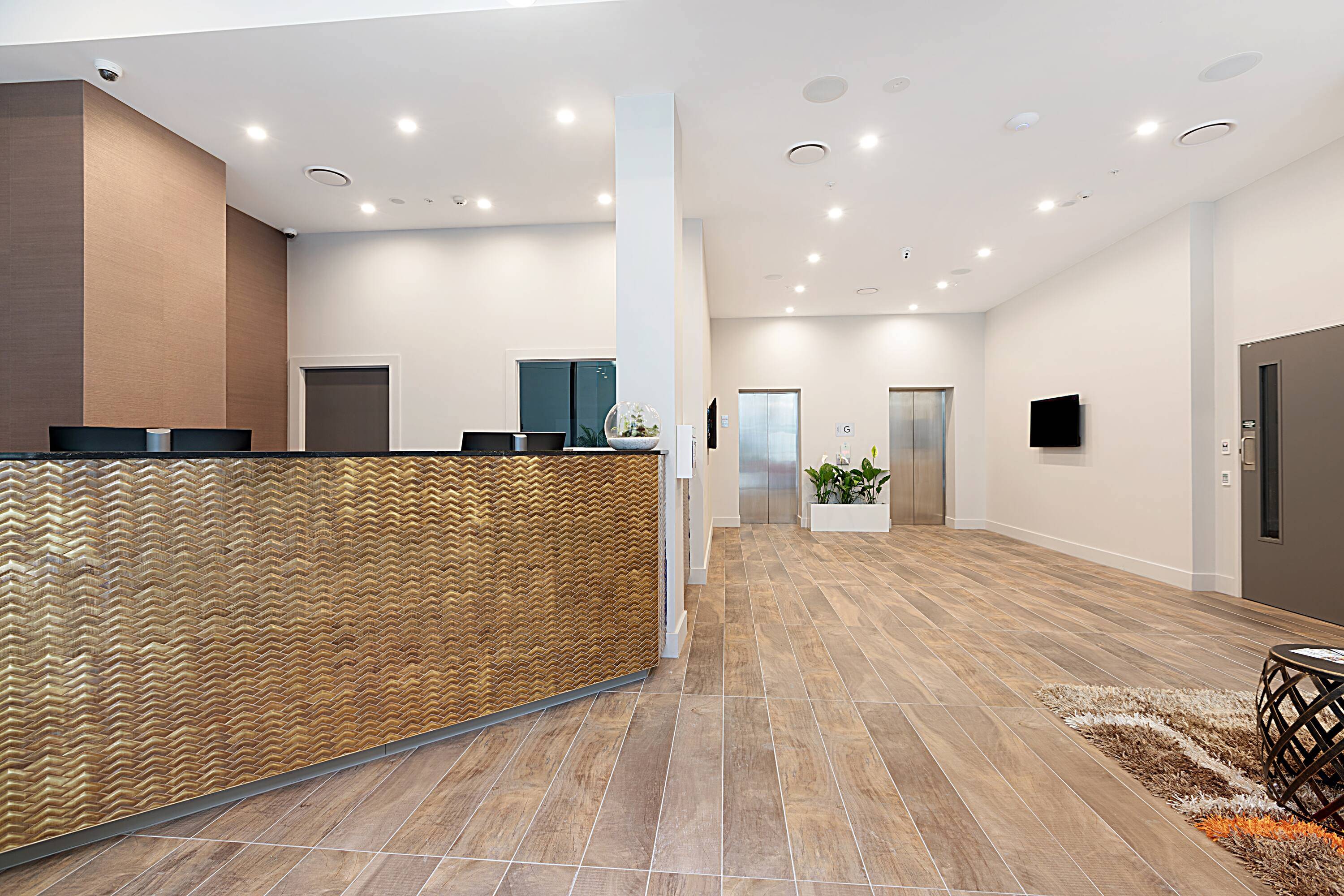 Ramada Suites Victoria Street West