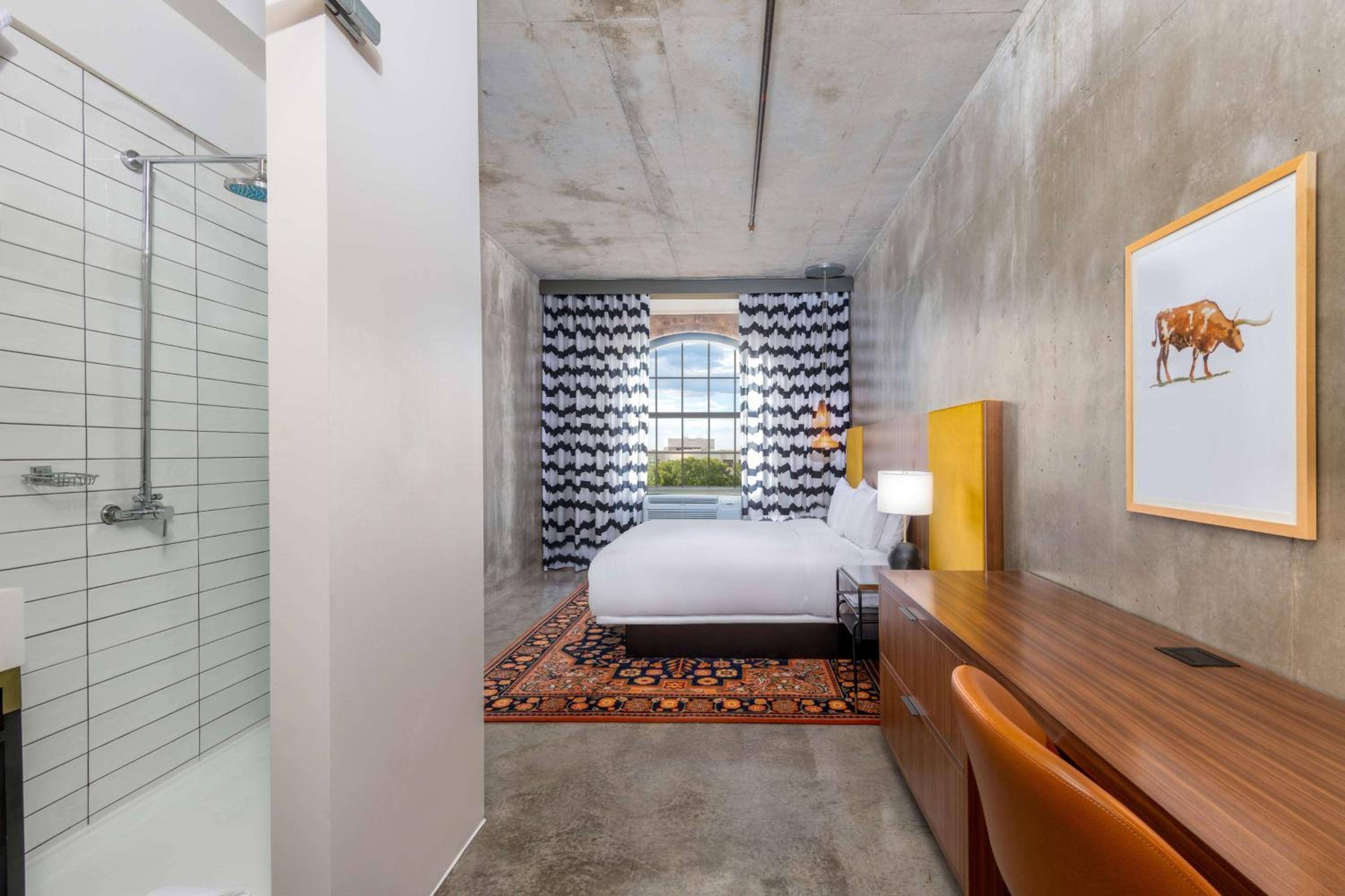 NYLO Dallas Plano Hotel, Tapestry Collection by Hilton