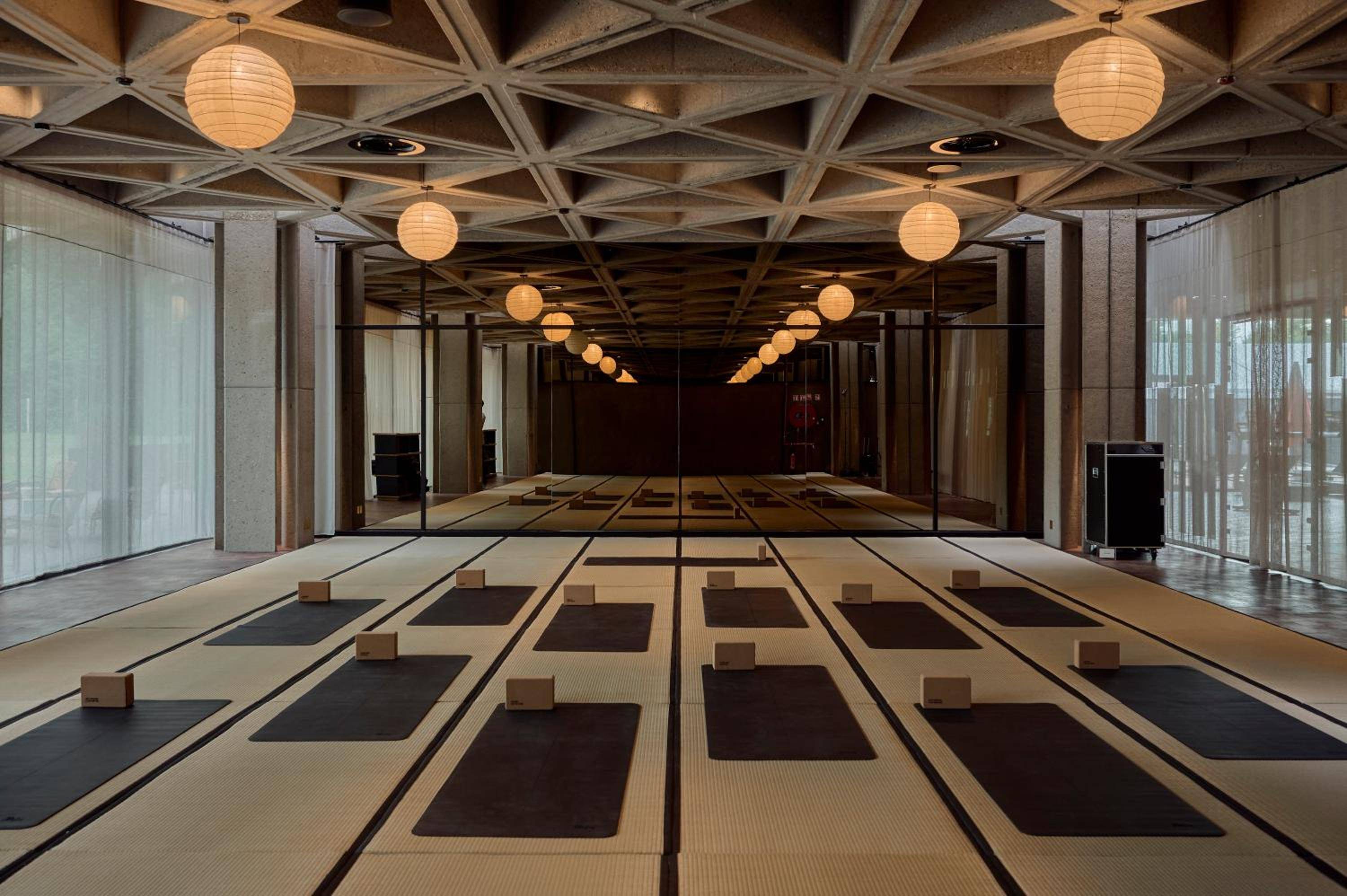 Mix Brussels --Gym & Wellness for adults only--