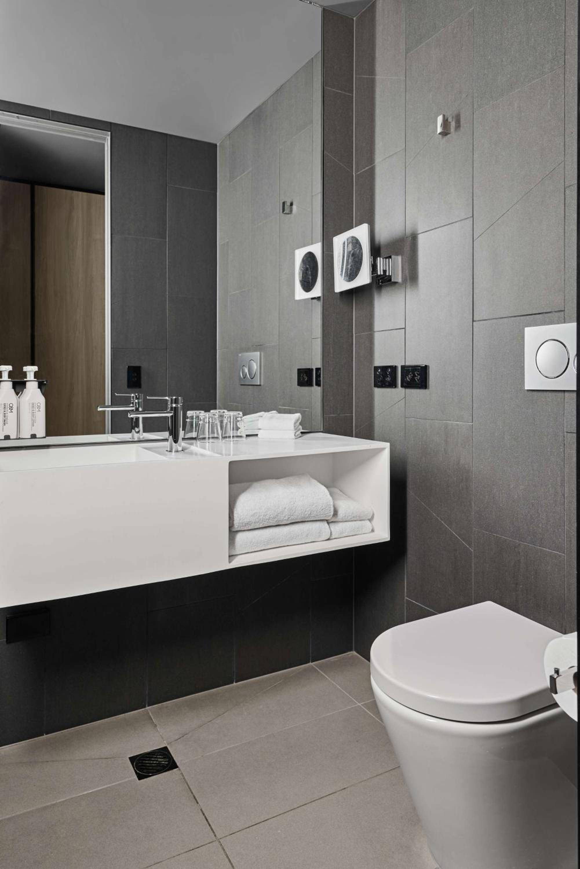 Vibe Hotel Melbourne Docklands