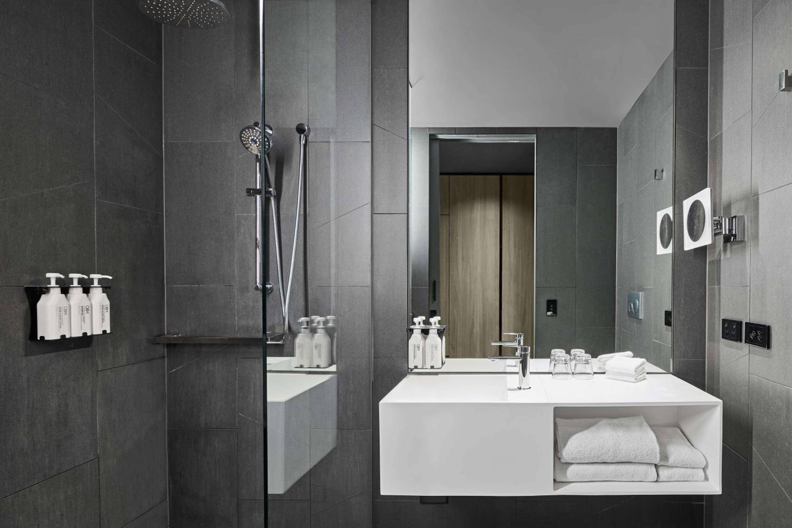 Vibe Hotel Melbourne Docklands