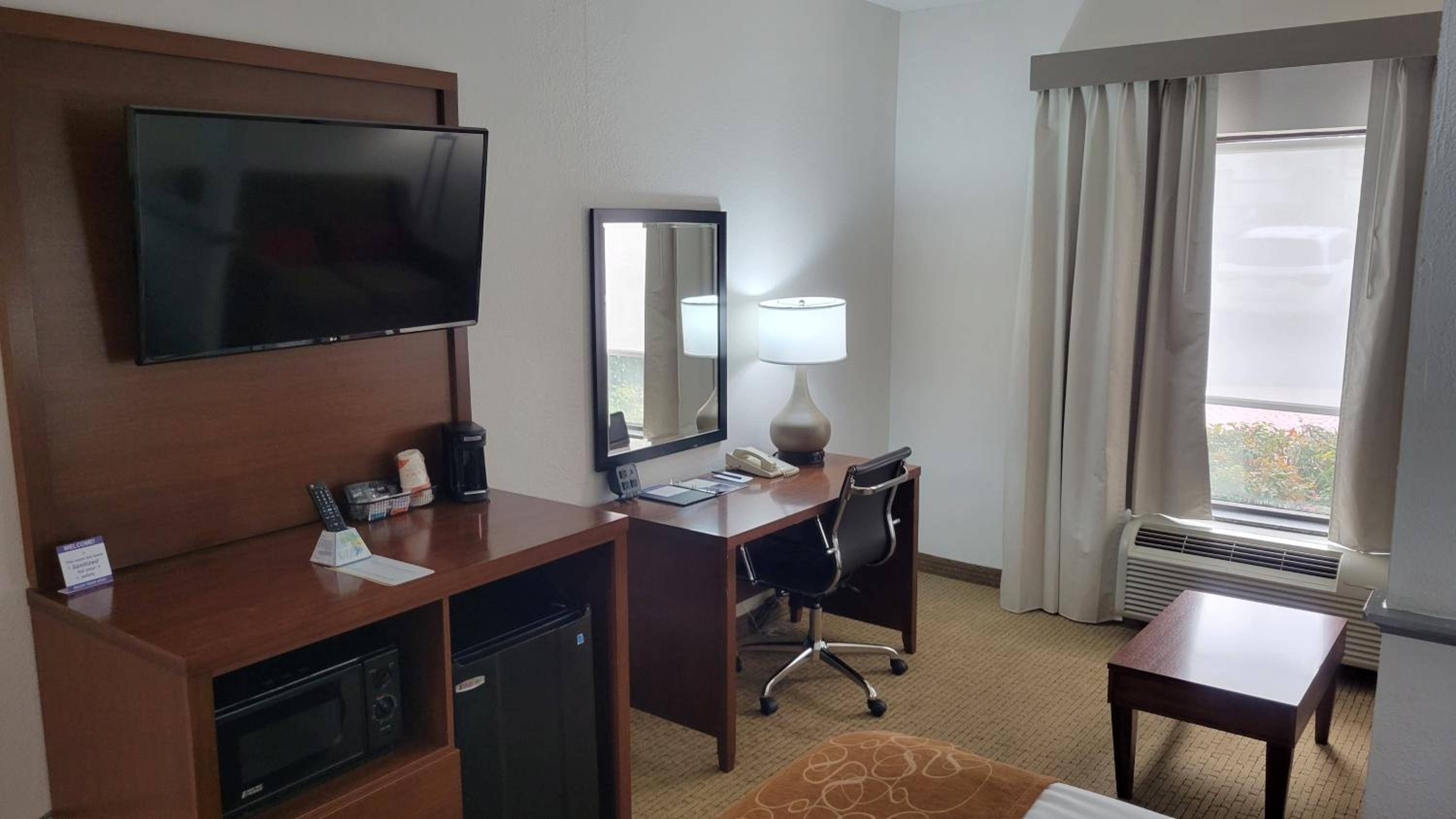 Comfort Suites Cumming-Atlanta near Northside Hospital Forsyth