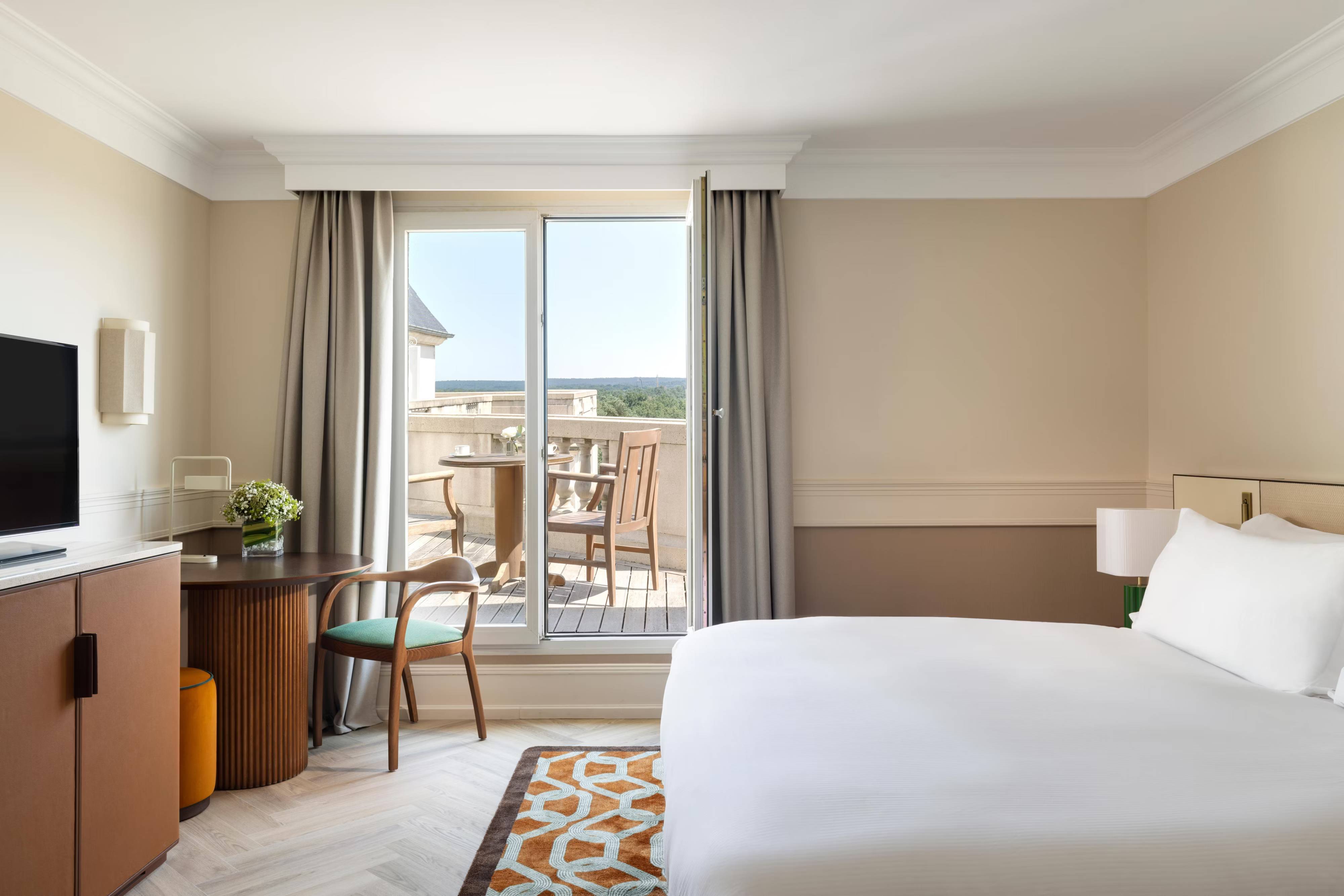 InterContinental Chantilly Chateau Mont Royal, an IHG Hotel