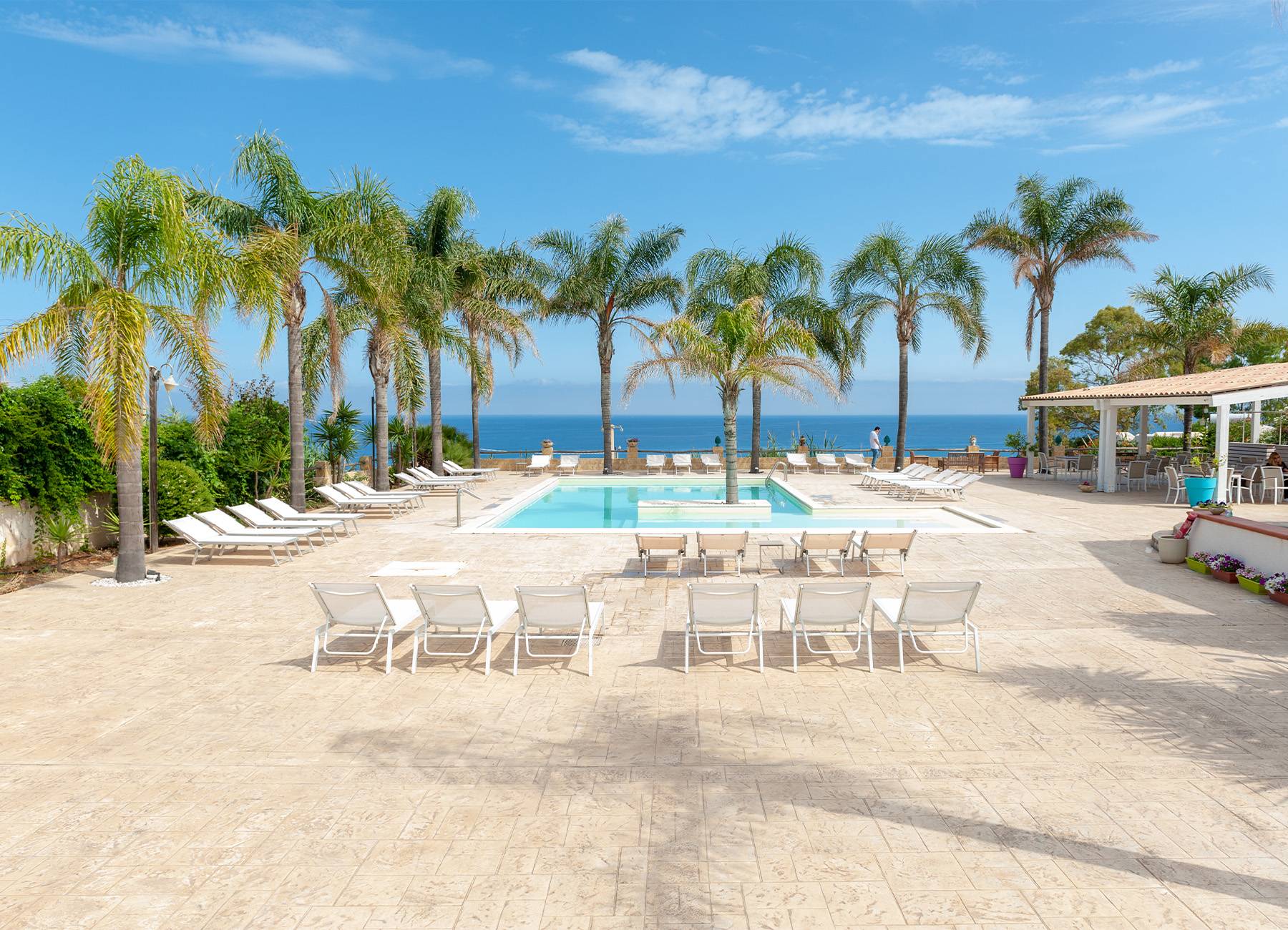 Petruso Resort