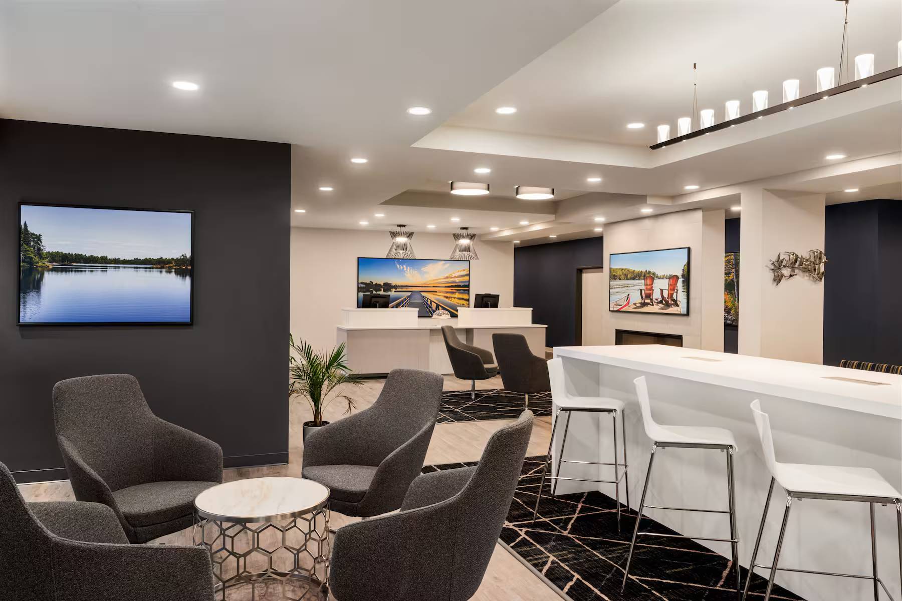 Microtel Inn & Suites by Wyndham Aurora