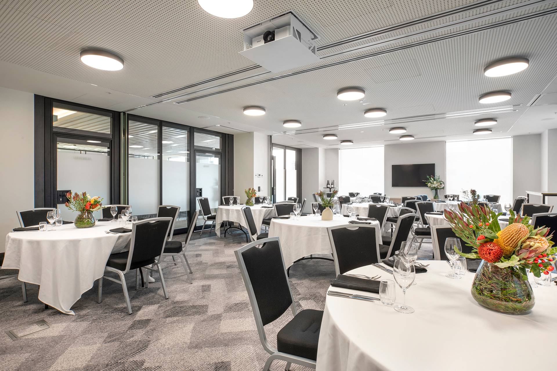 Holiday Inn & Suites Geelong, an IHG Hotel