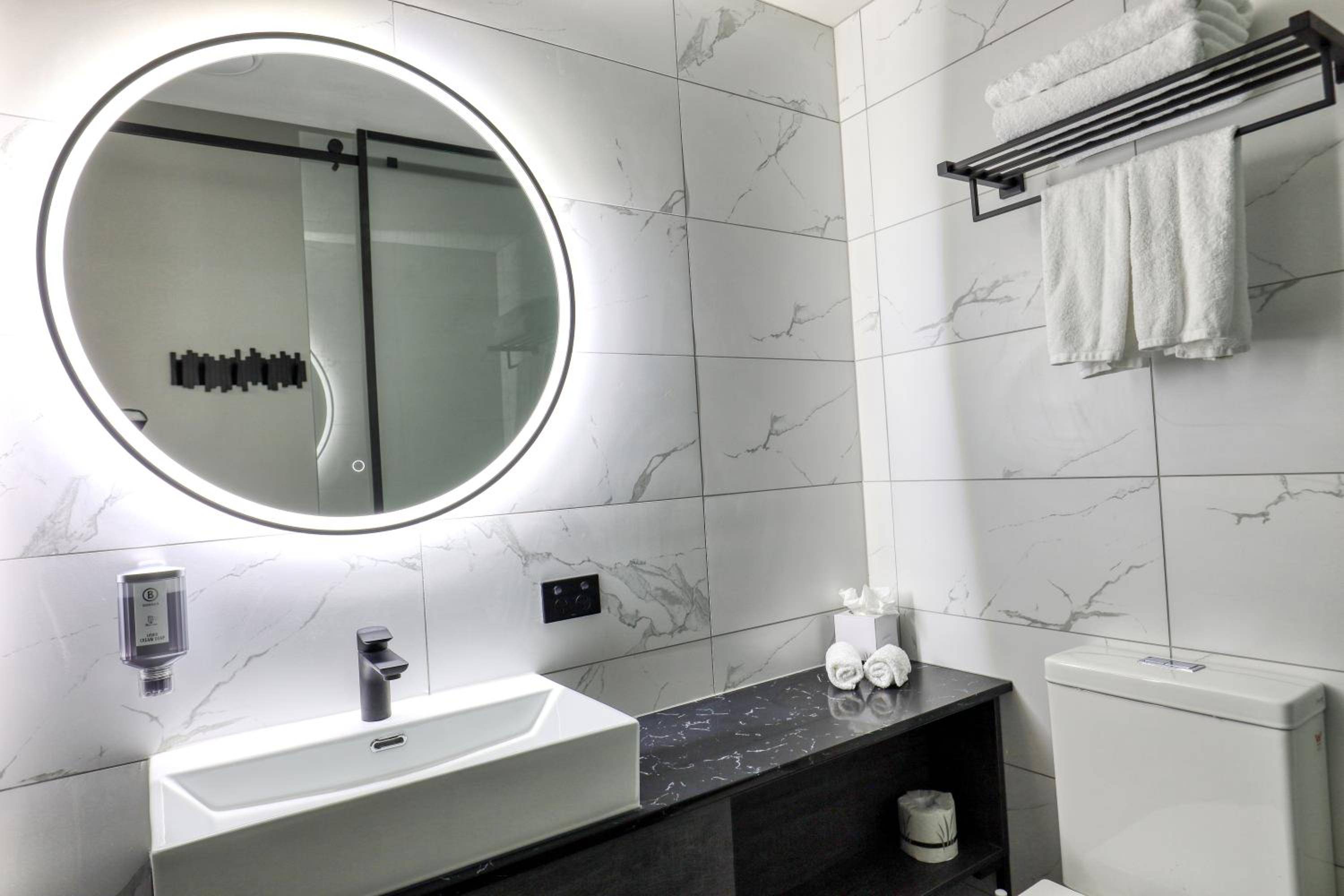 Microtel by Wyndham Wellington