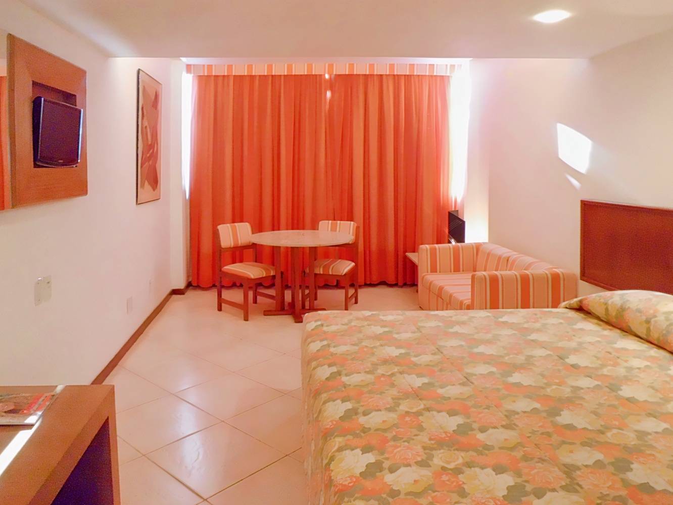 Leeds Club Blog – My Blog, image size:1332x1000