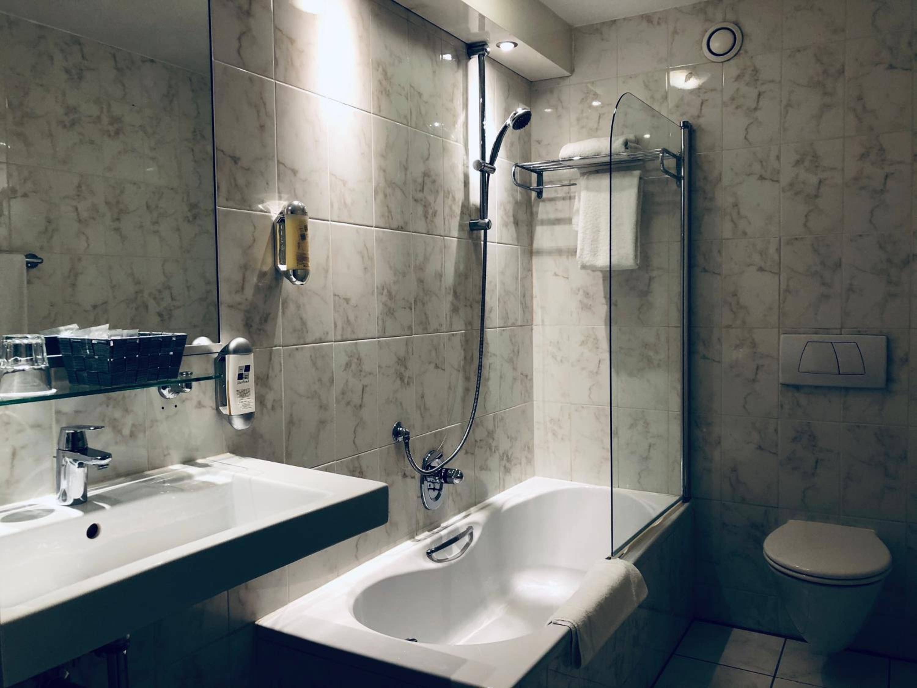 Hotel Chariot