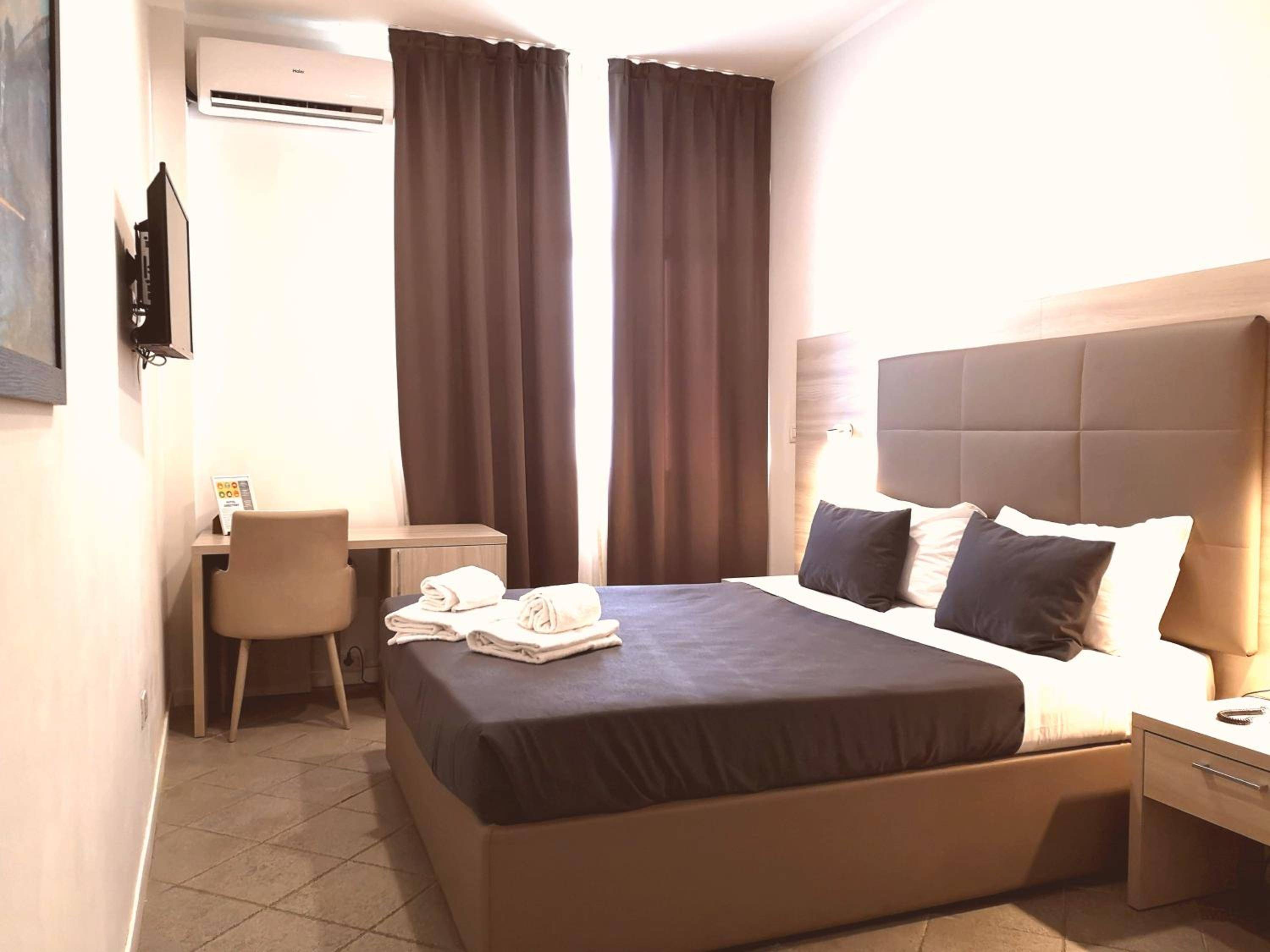 Hotel Academy