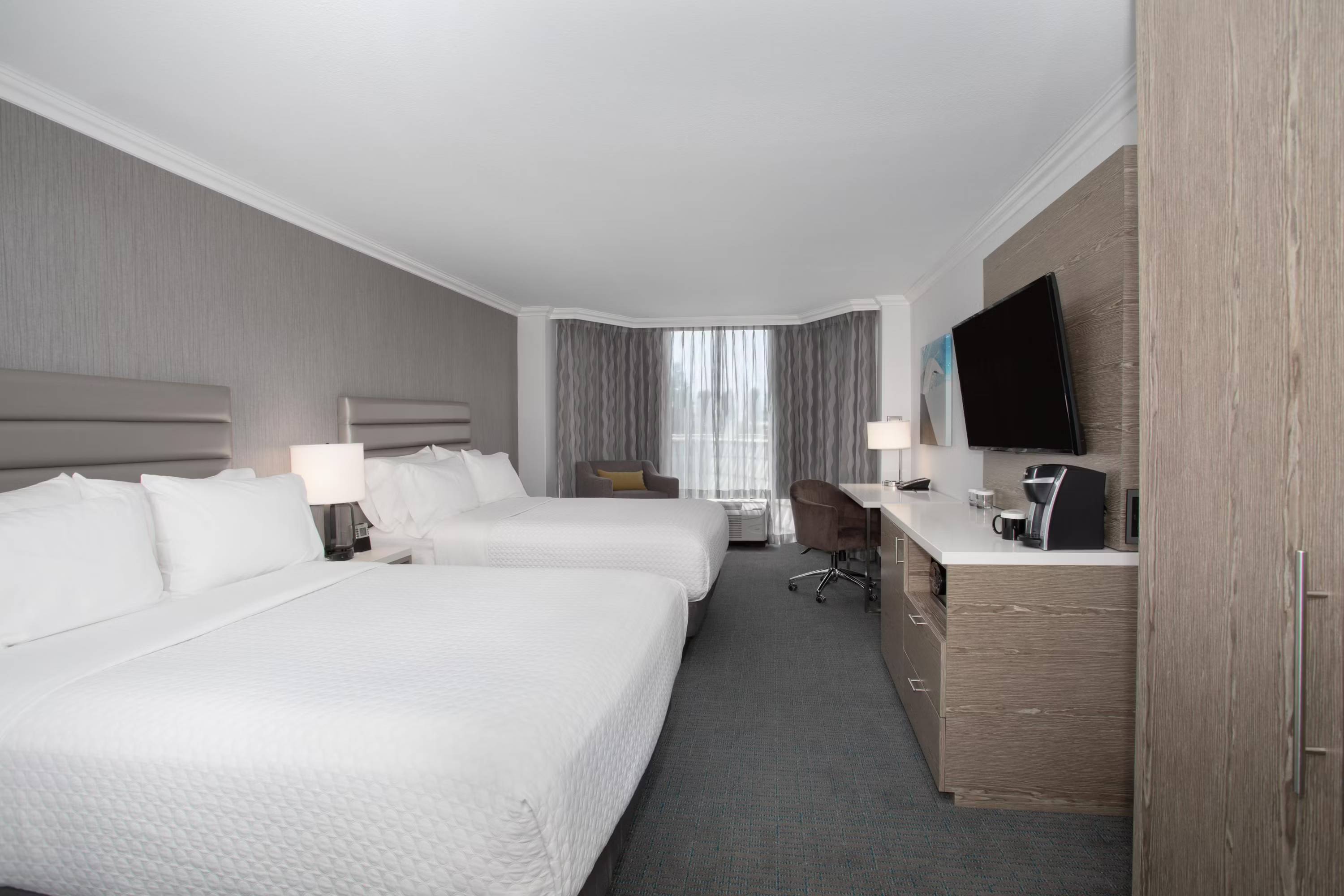 Crowne Plaza Costa Mesa Orange County, an IHG Hotel