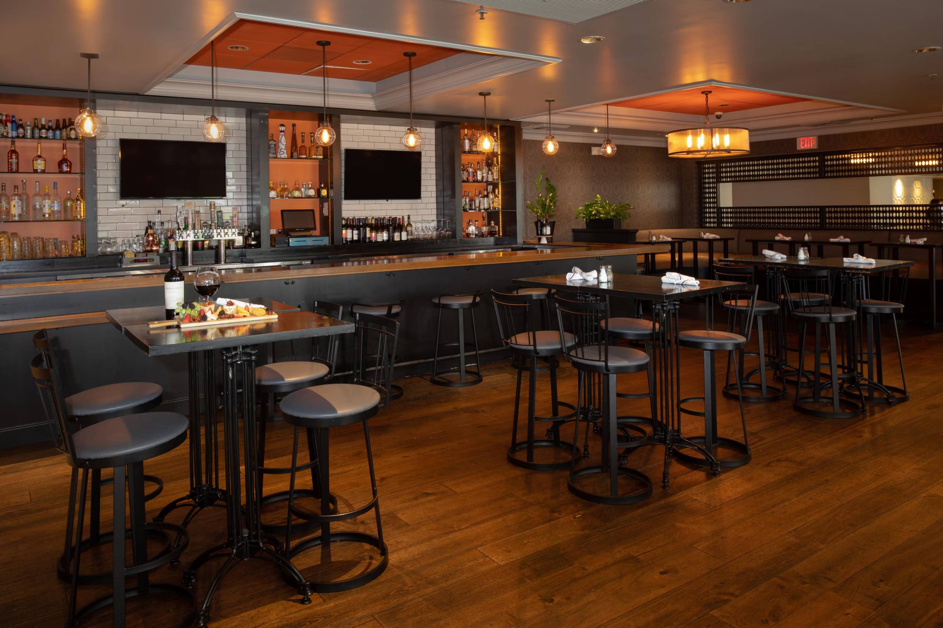 Crowne Plaza Costa Mesa Orange County, an IHG Hotel