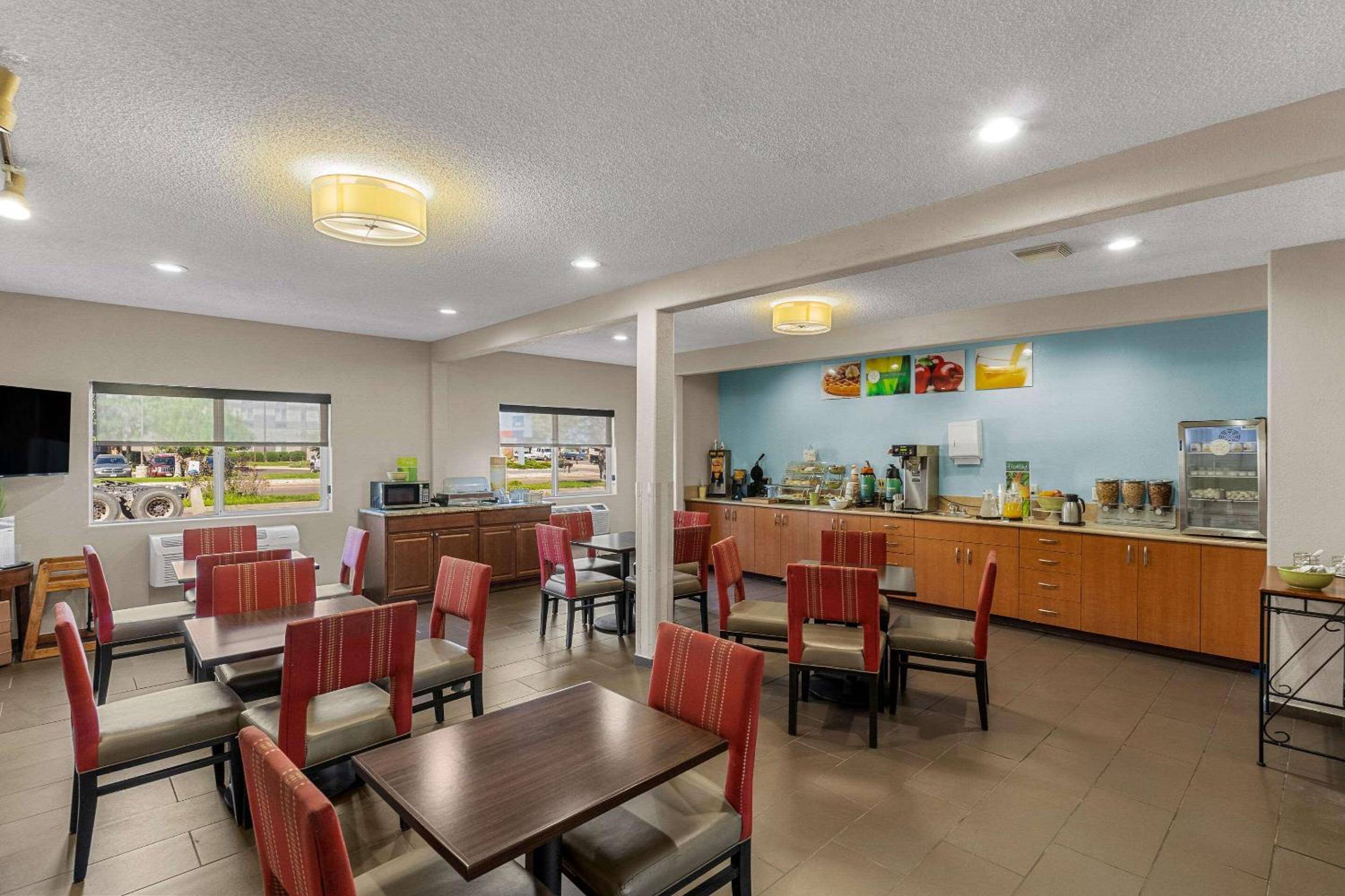 Quality Inn Denver Northeast Brighton