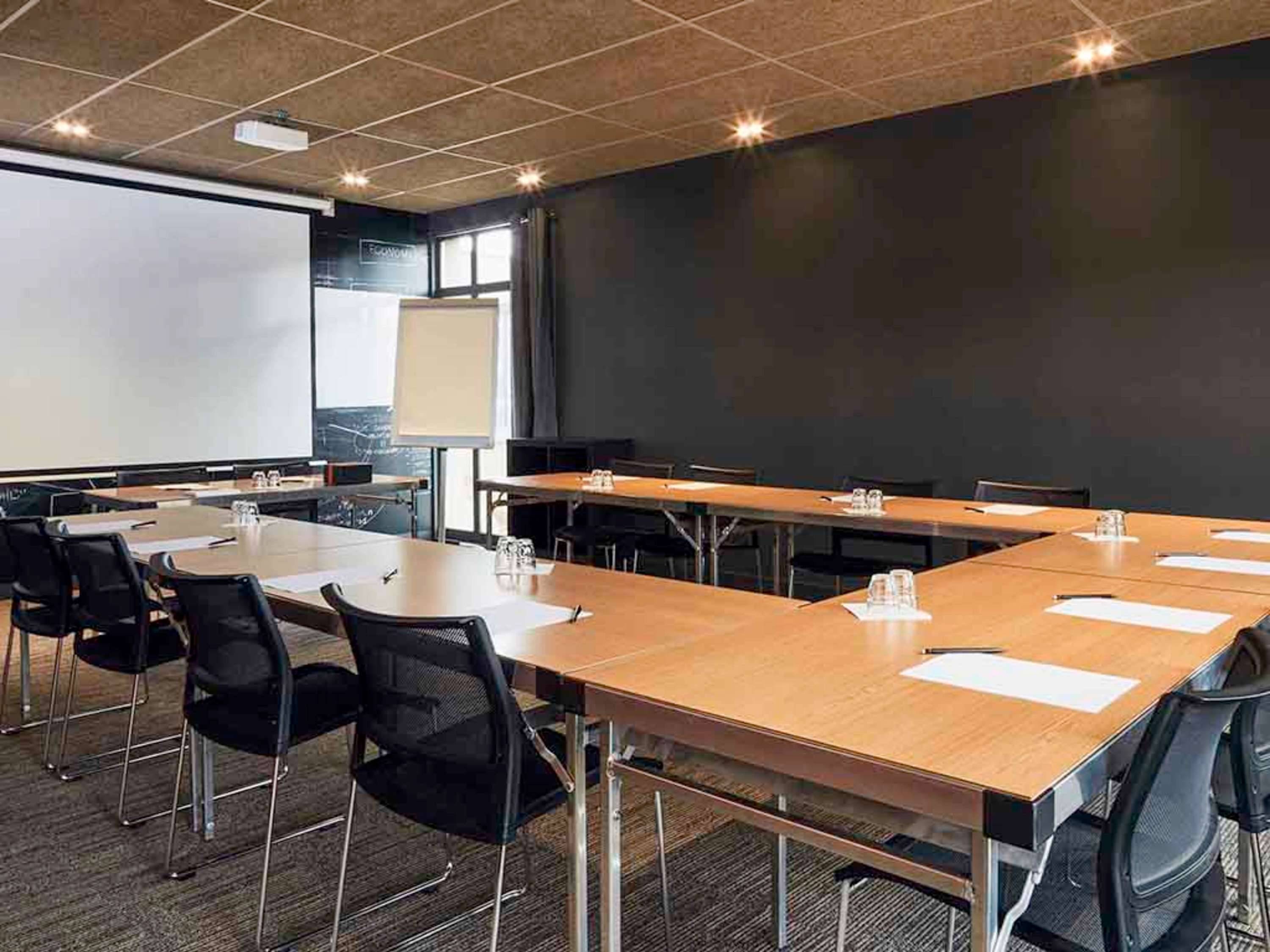 ibis Toulon La-Seyne