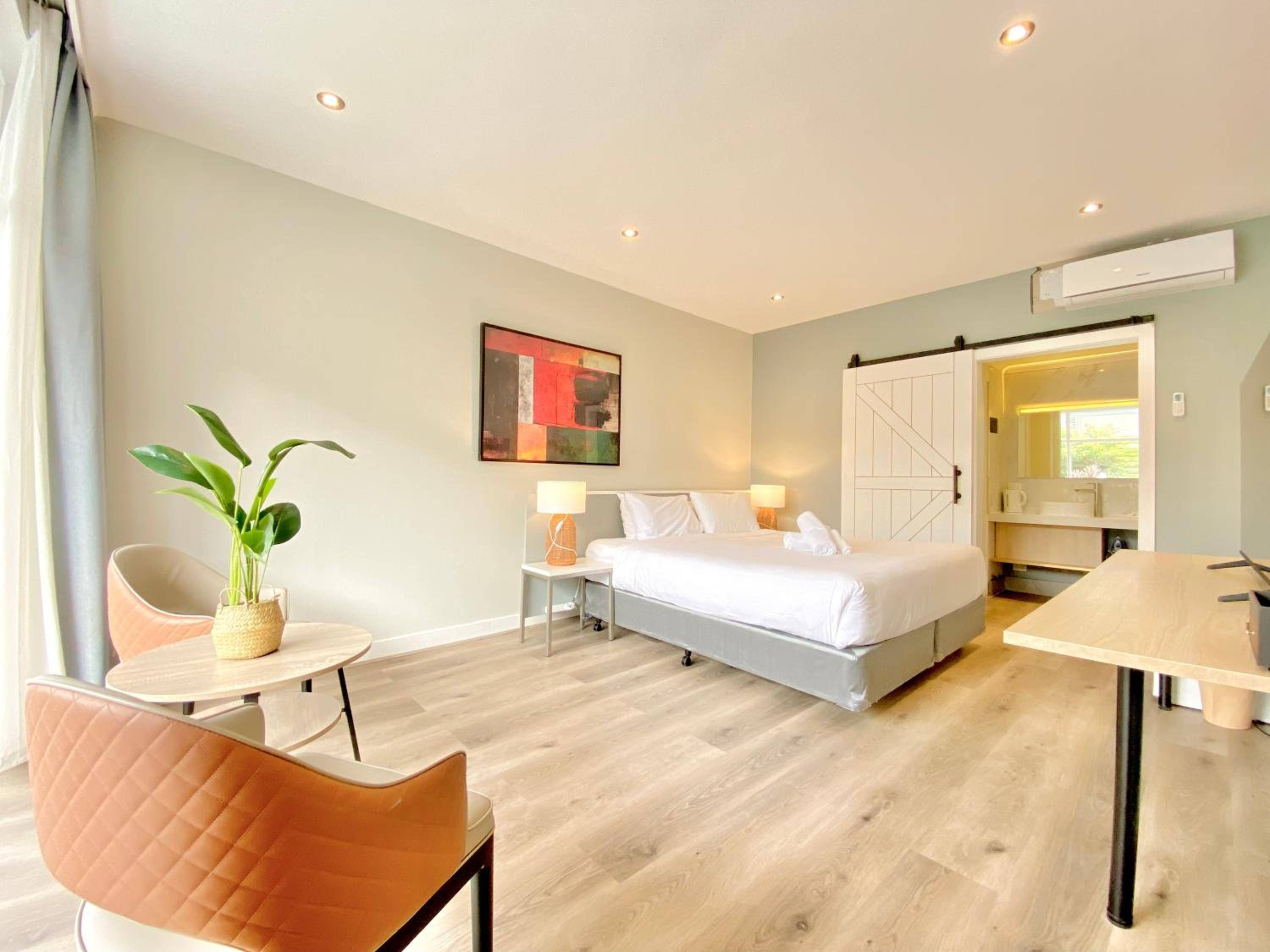 The Parkmore Hotel