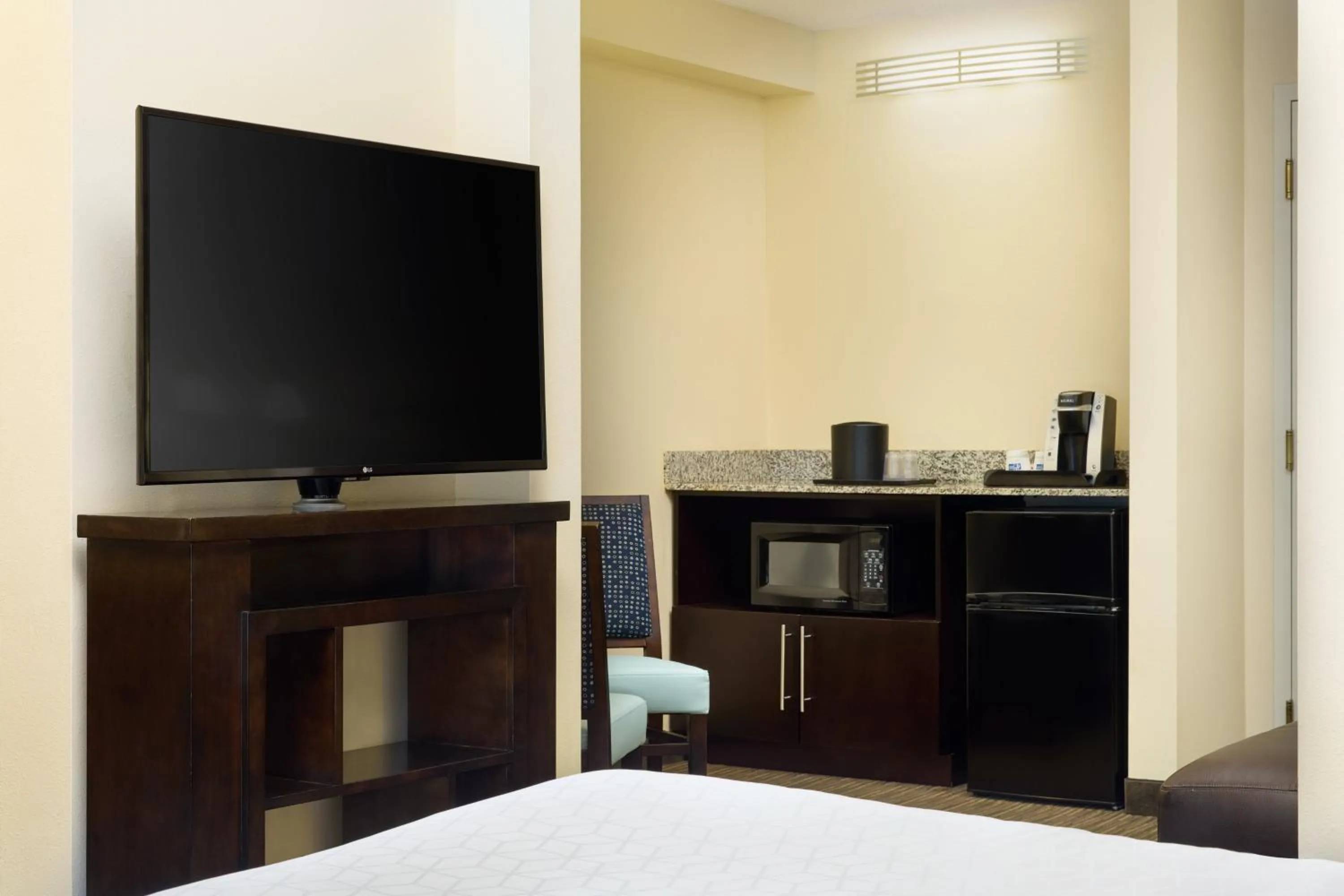 Holiday Inn Express Alpharetta - Windward parkway