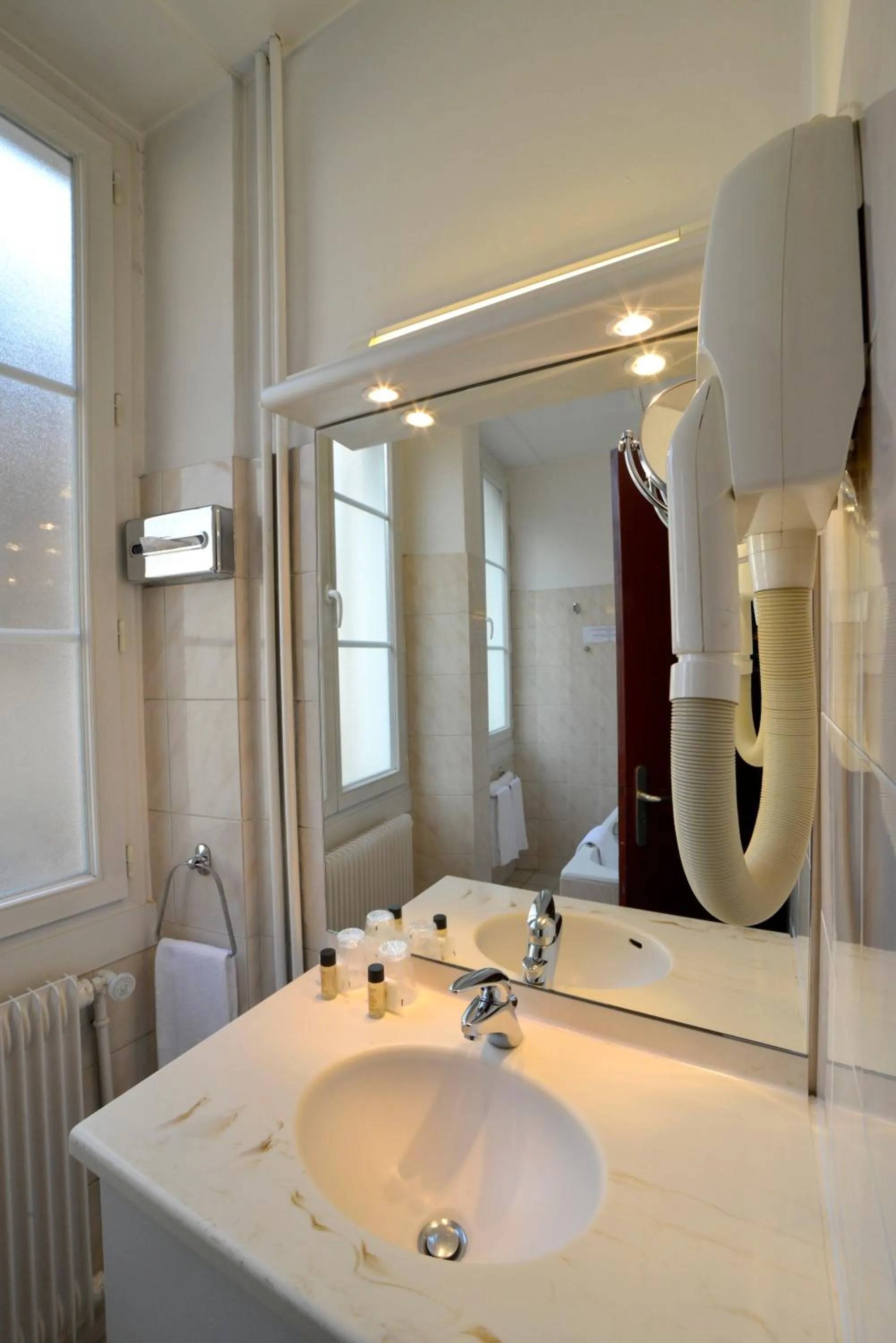 Hôtel d’Angleterre Grenoble Hyper-Centre