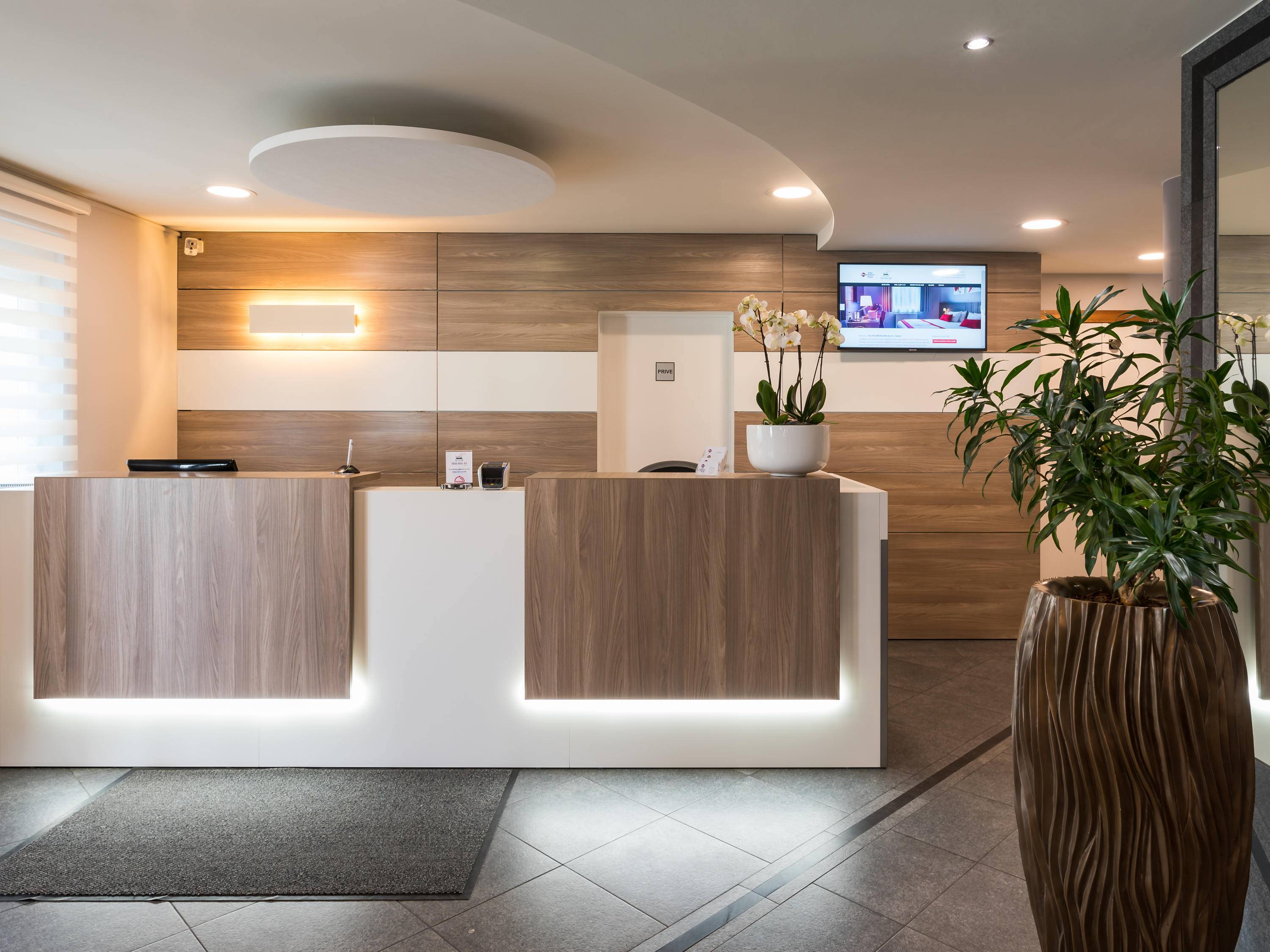 ibis Styles Charleroi Airport Aero 44