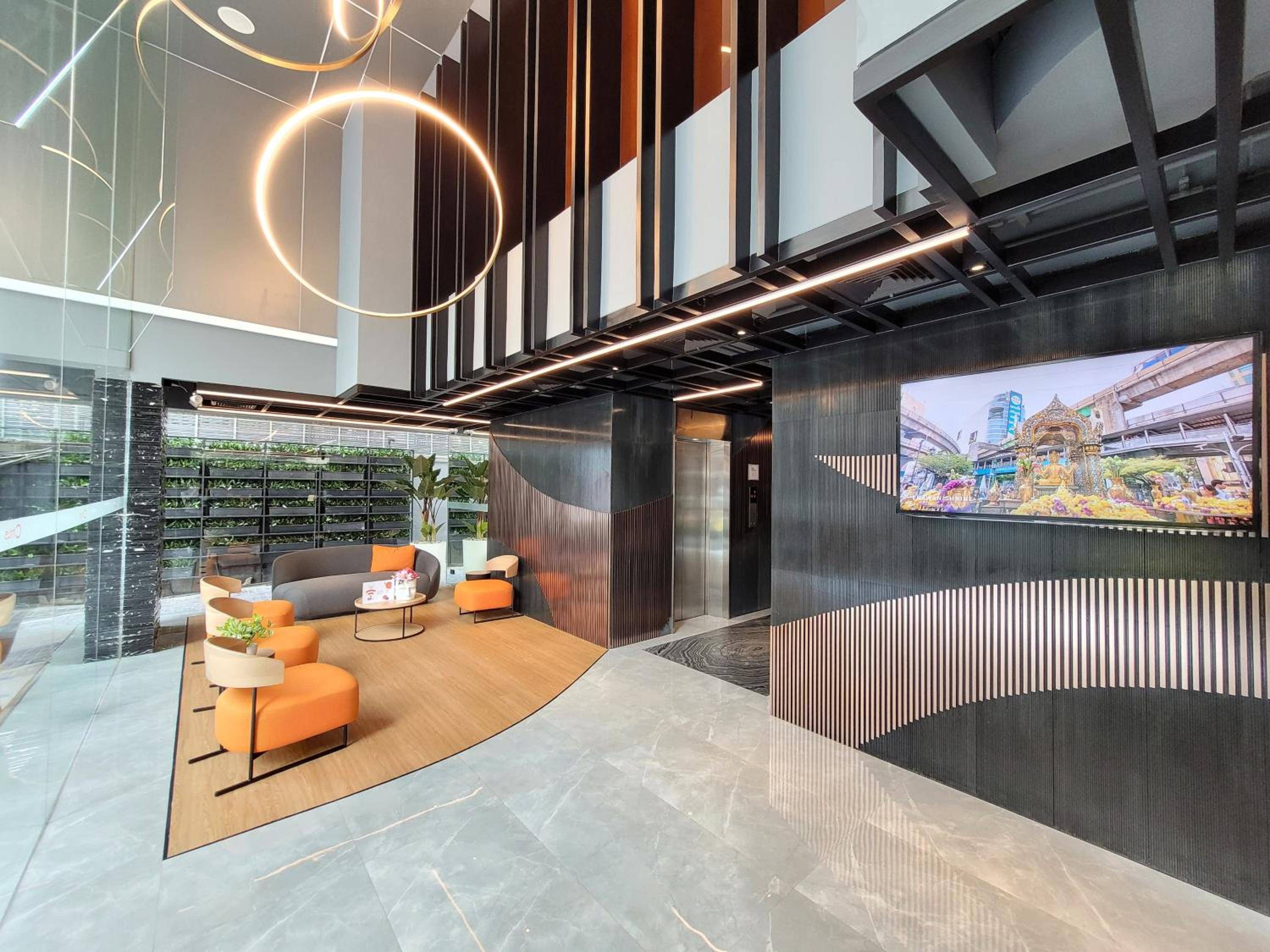 Citrus Sukhumvit 13 Nana Bangkok by Compass Hospitality
